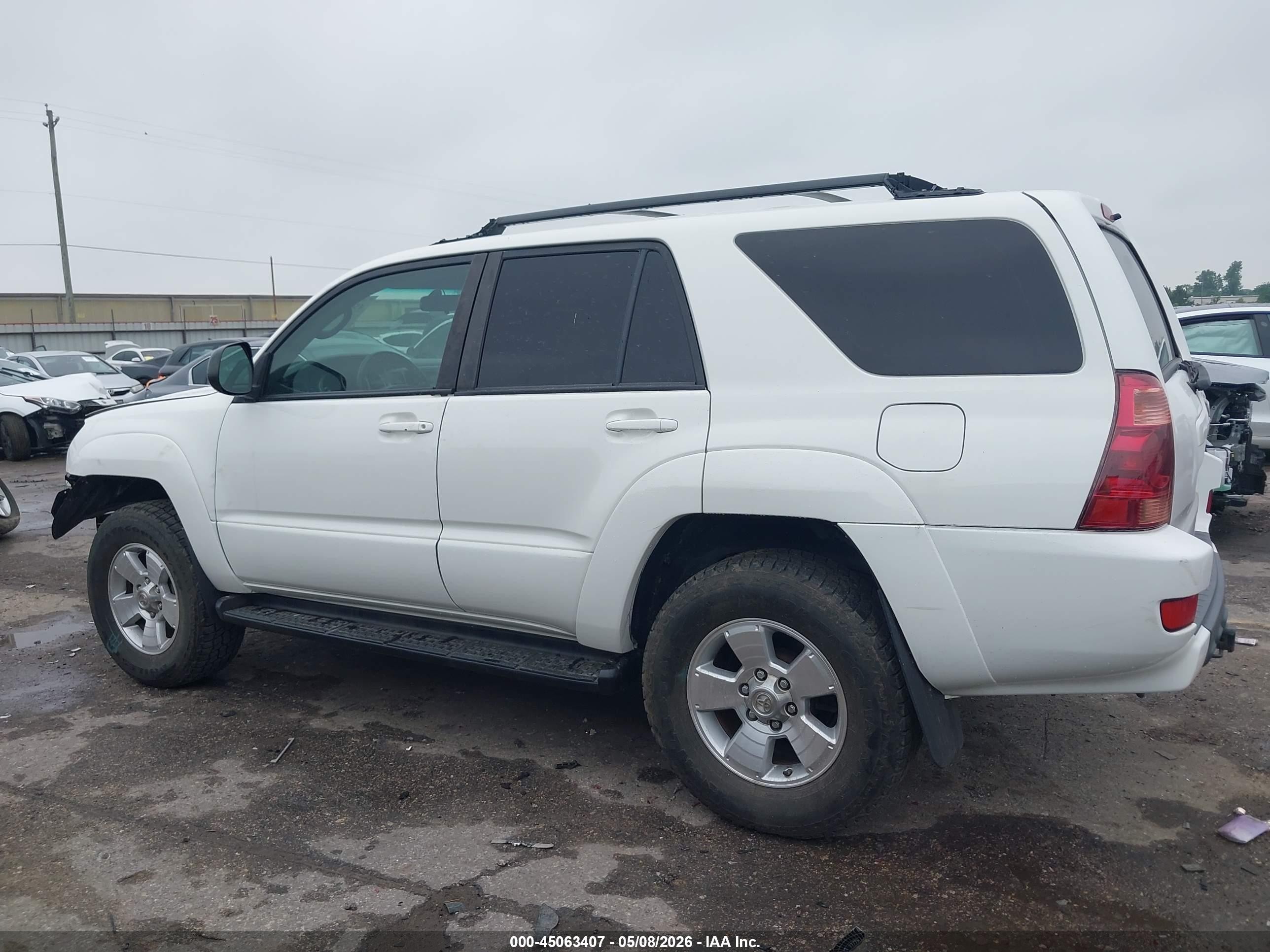 2005 Toyota 4runner Sr5 V6 White vin: JTEZU14R750052349