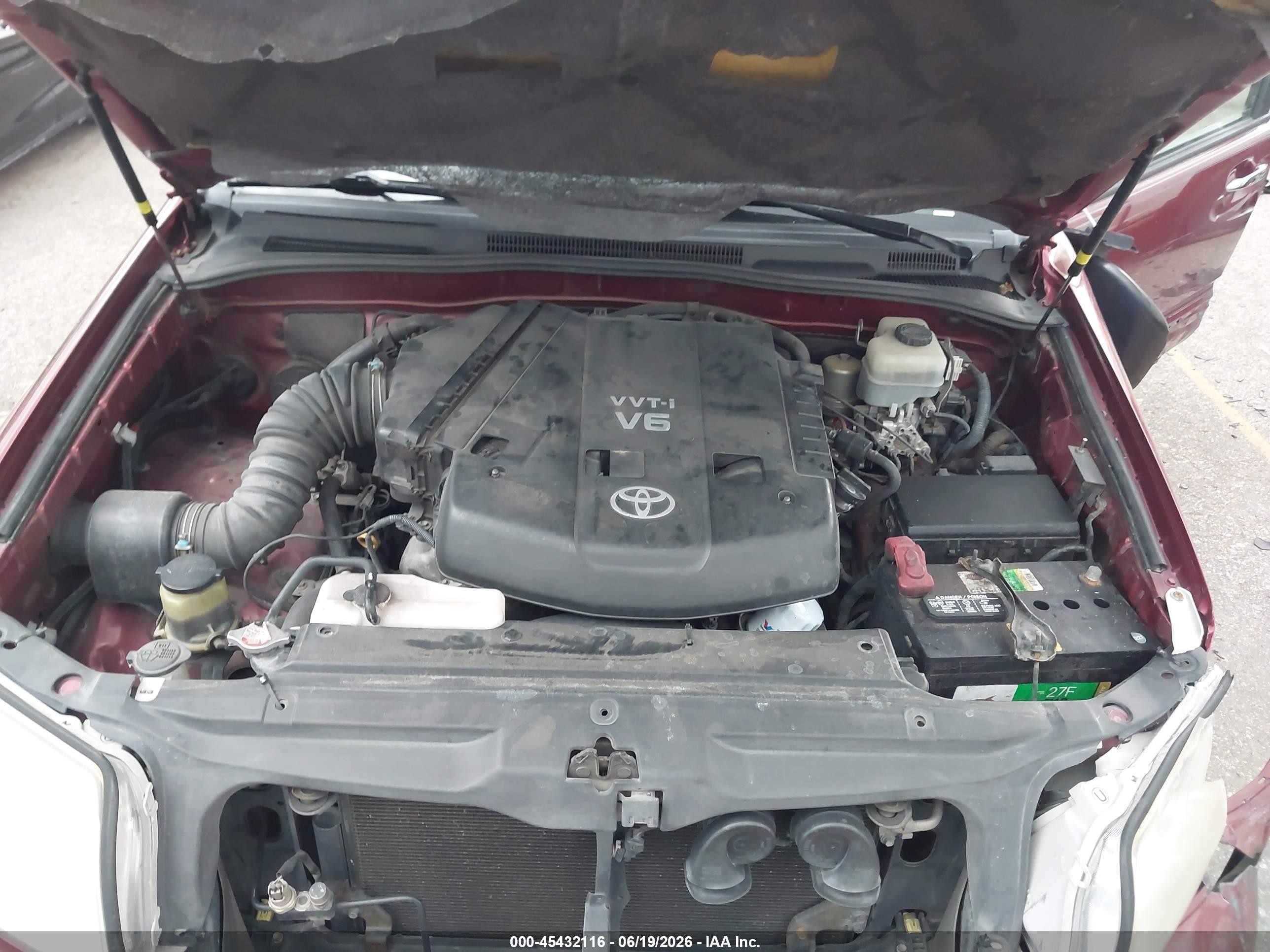 2006 Toyota 4runner Sr5 V6 Red vin: JTEZU14R768043038