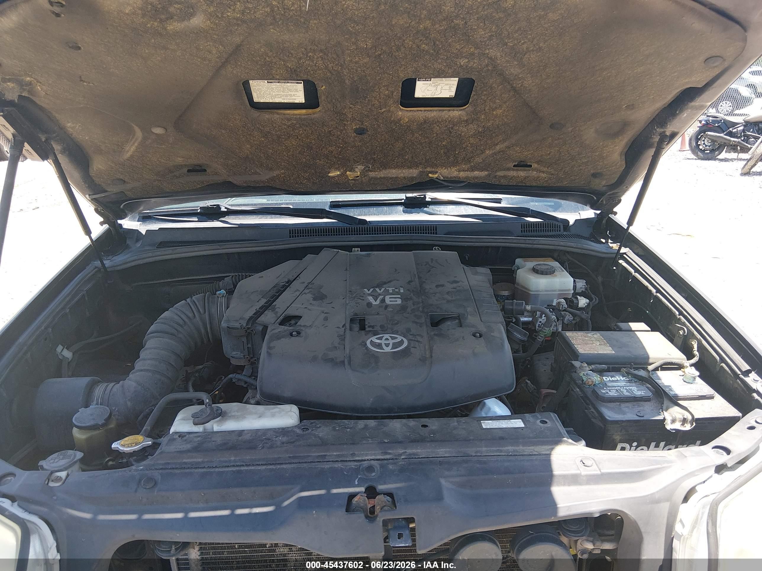 2004 Toyota 4runner Sr5 V6 Черный vin: JTEZU14R848016024