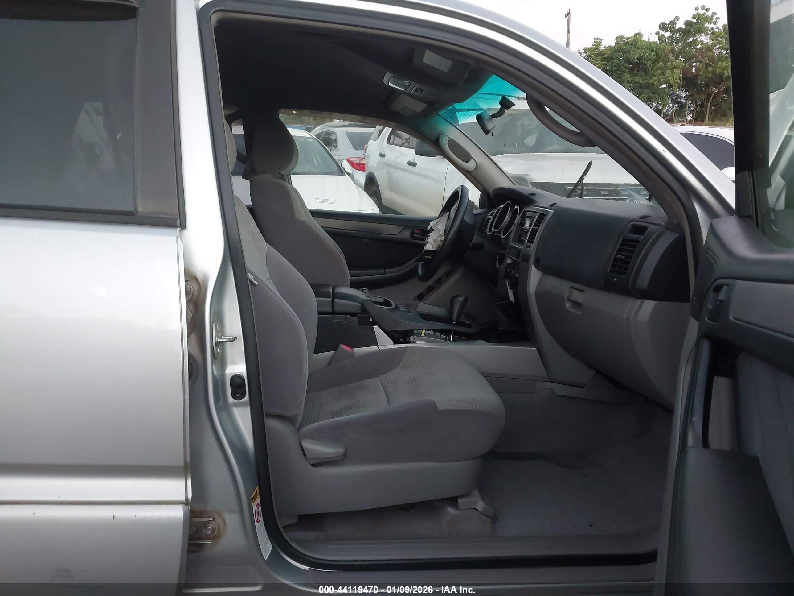 2005 Toyota 4runner Sr5 Sport V6/sr5 V6 Silver vin: JTEZU14R850056362