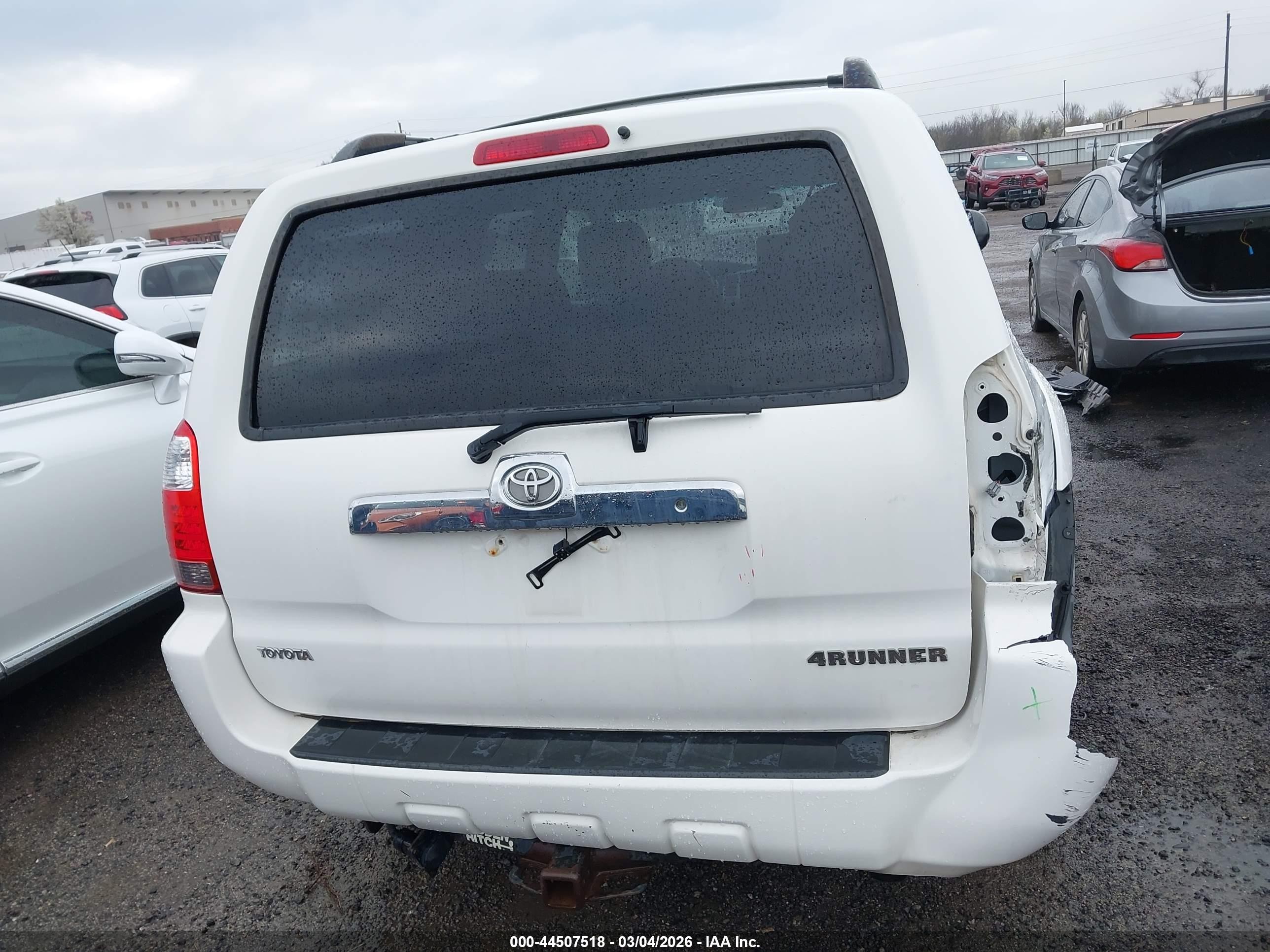 2009 Toyota 4runner Sr5 V6 White vin: JTEZU14R89K024344