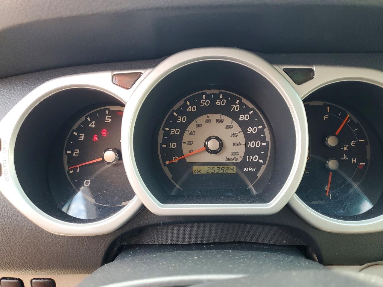 2005 Toyota 4runner Sr5 Silver vin: JTEZU14R958031620