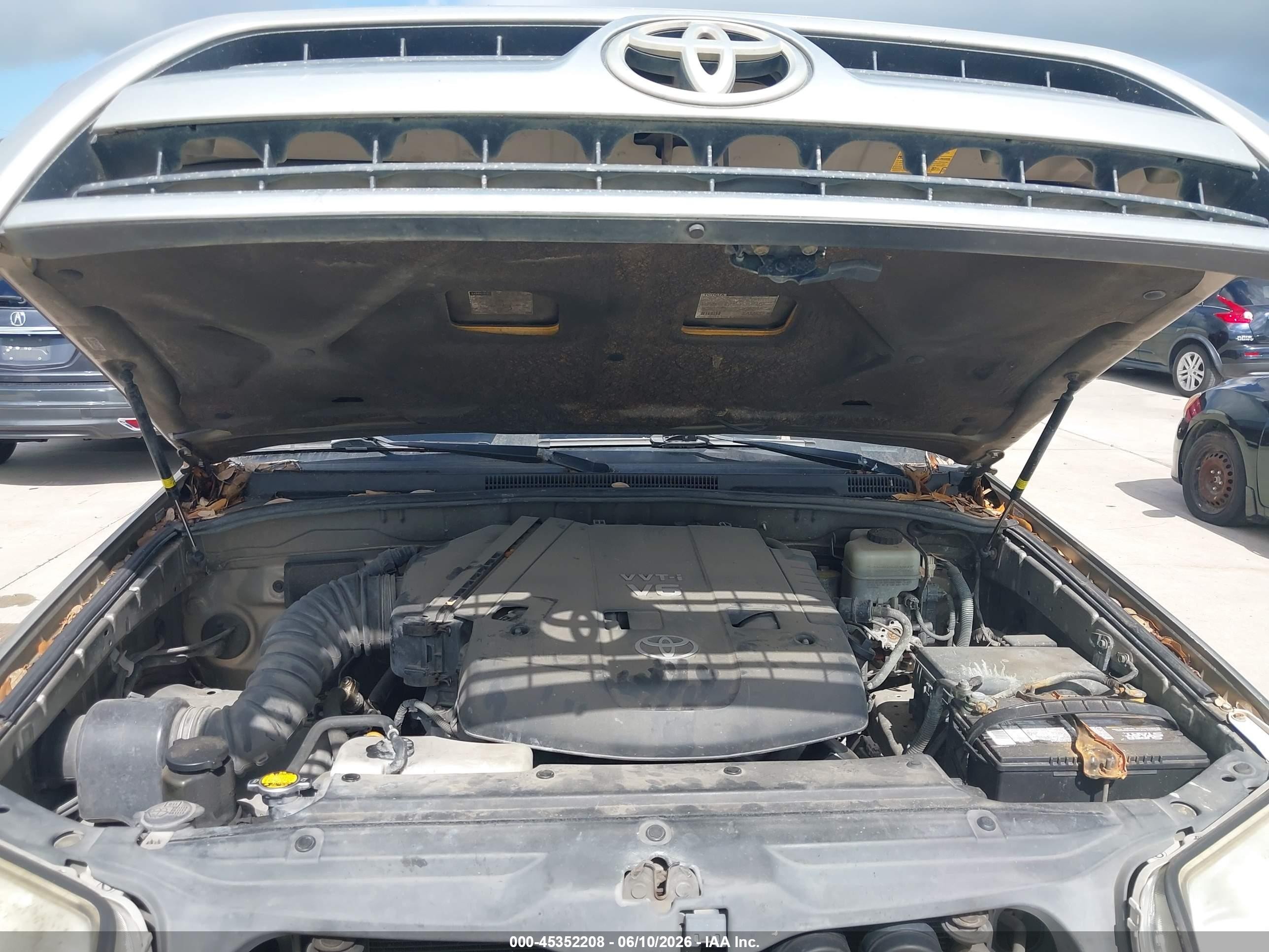 2006 Toyota 4runner Sr5 V6 Золотой vin: JTEZU14R968046975