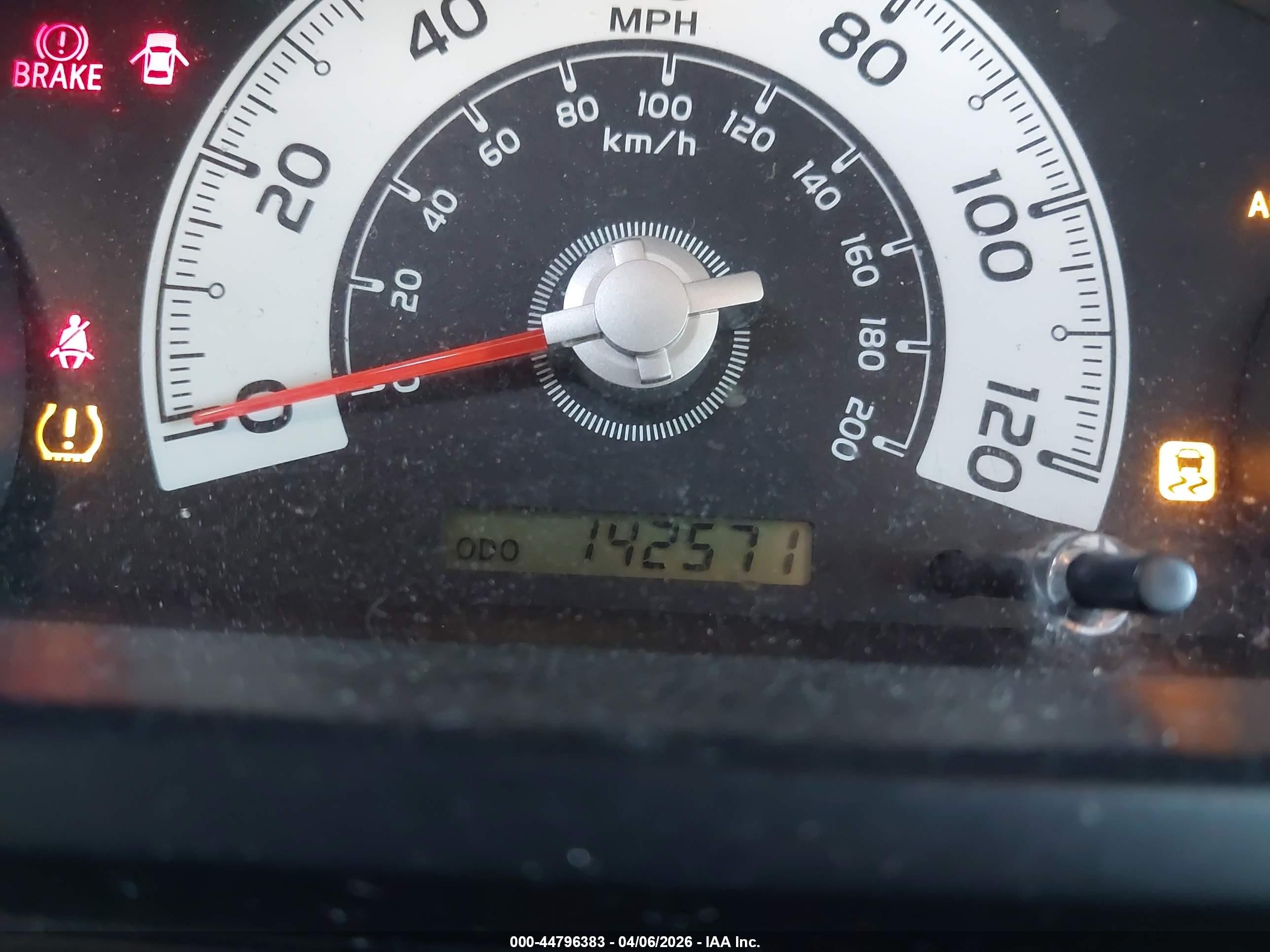 2010 Toyota Fj Cruiser   Gray vin: JTEZU4BF2AK010583