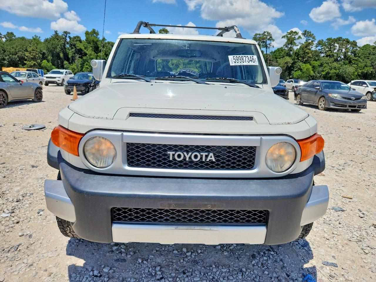 2010 Toyota Fj Cruiser Base White vin: JTEZU4BF3AK010754