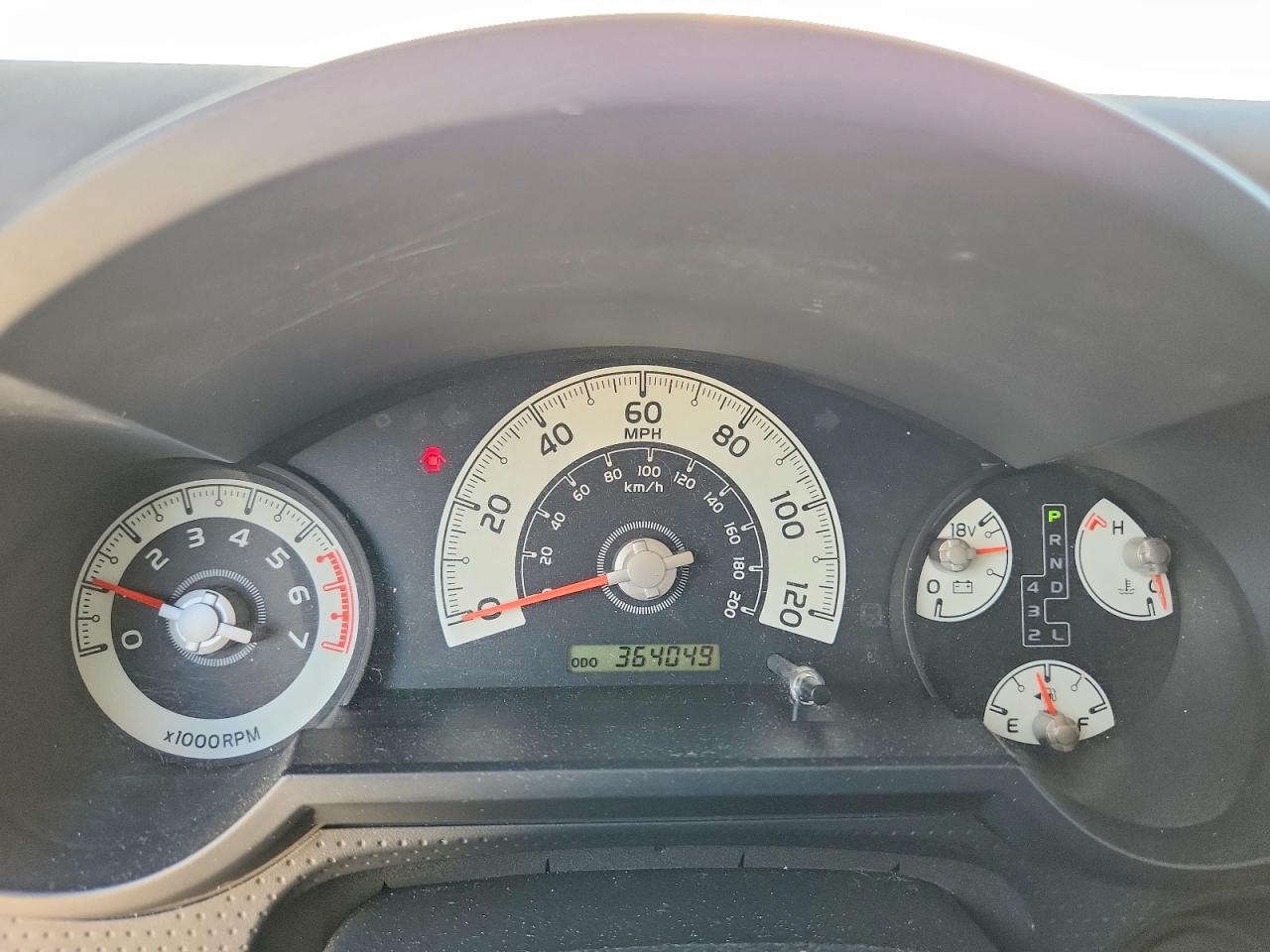 2010 Toyota Fj Cruiser Base White vin: JTEZU4BF3AK010754