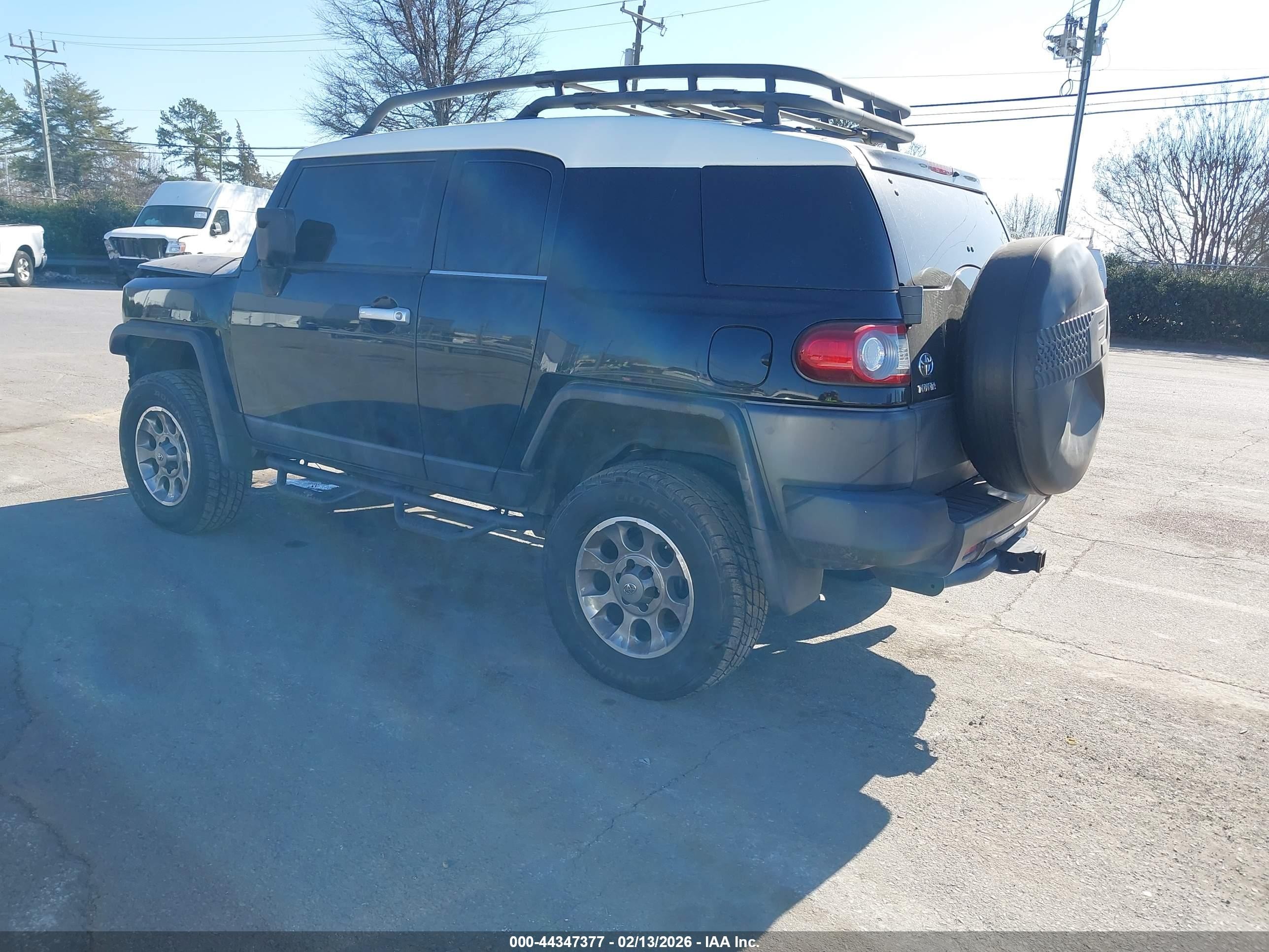 2013 Toyota Fj Cruiser   Black vin: JTEZU4BF8DK012875