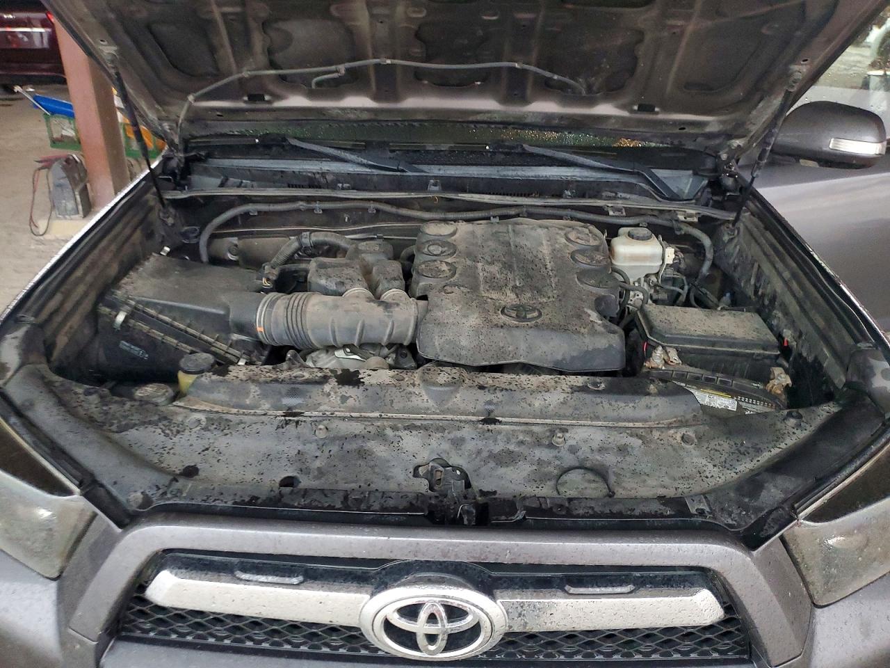 2011 Toyota 4runner Sr5 Gray vin: JTEZU5JR0B5017095