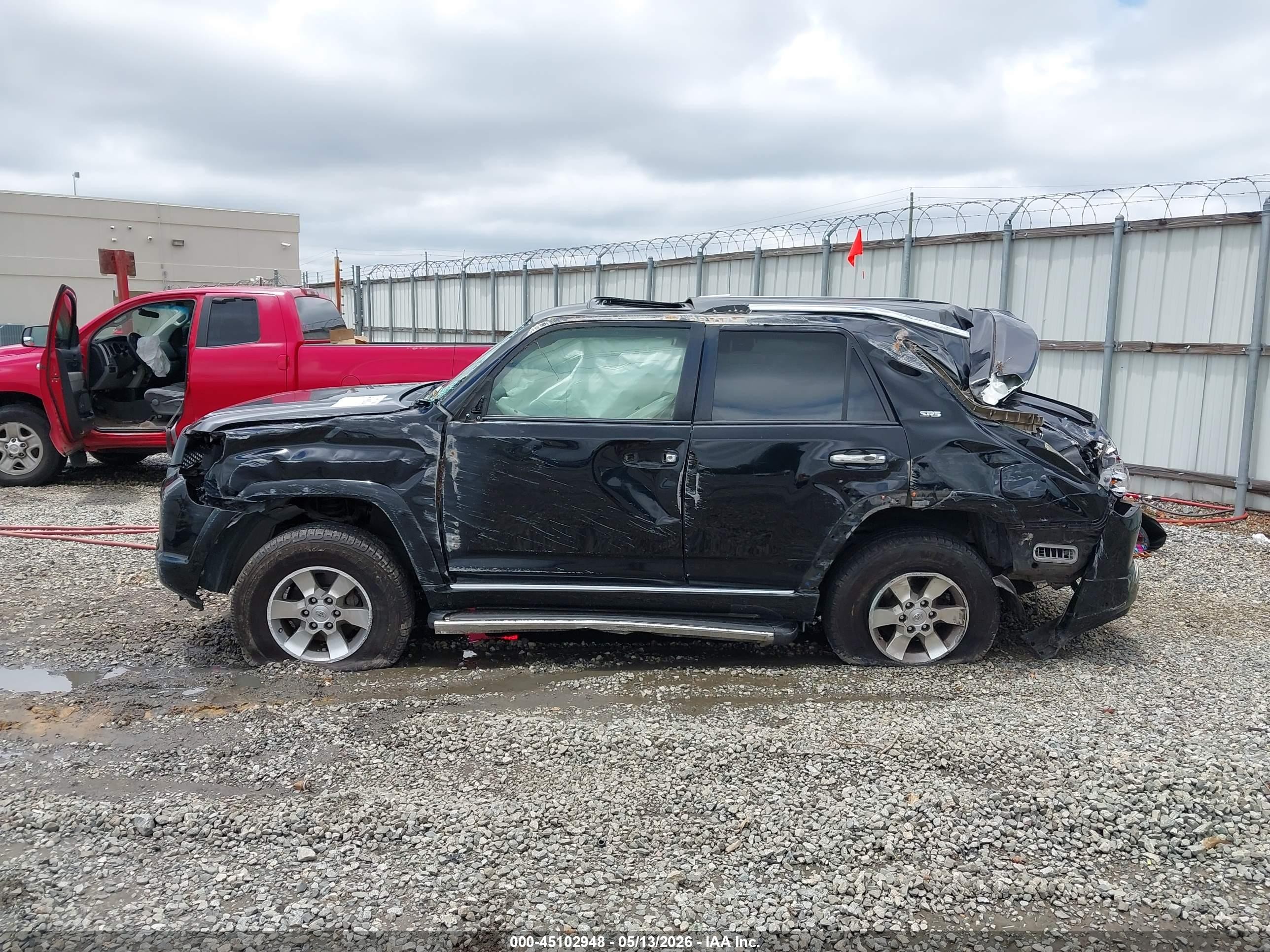 2011 Toyota 4runner Sr5 V6 Black vin: JTEZU5JR0B5030428