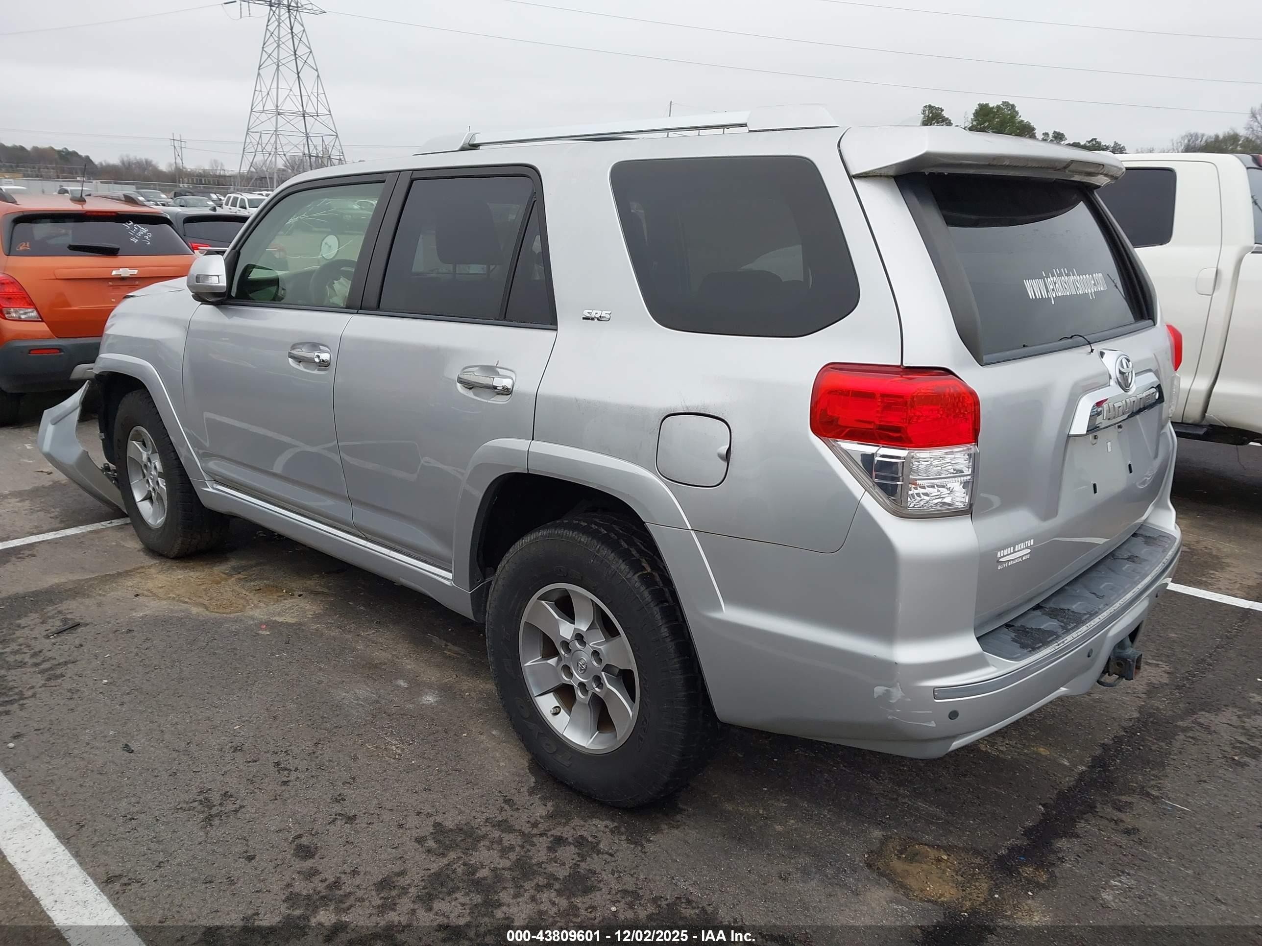 2013 Toyota 4runner Sr5 Silver vin: JTEZU5JR0D5047457