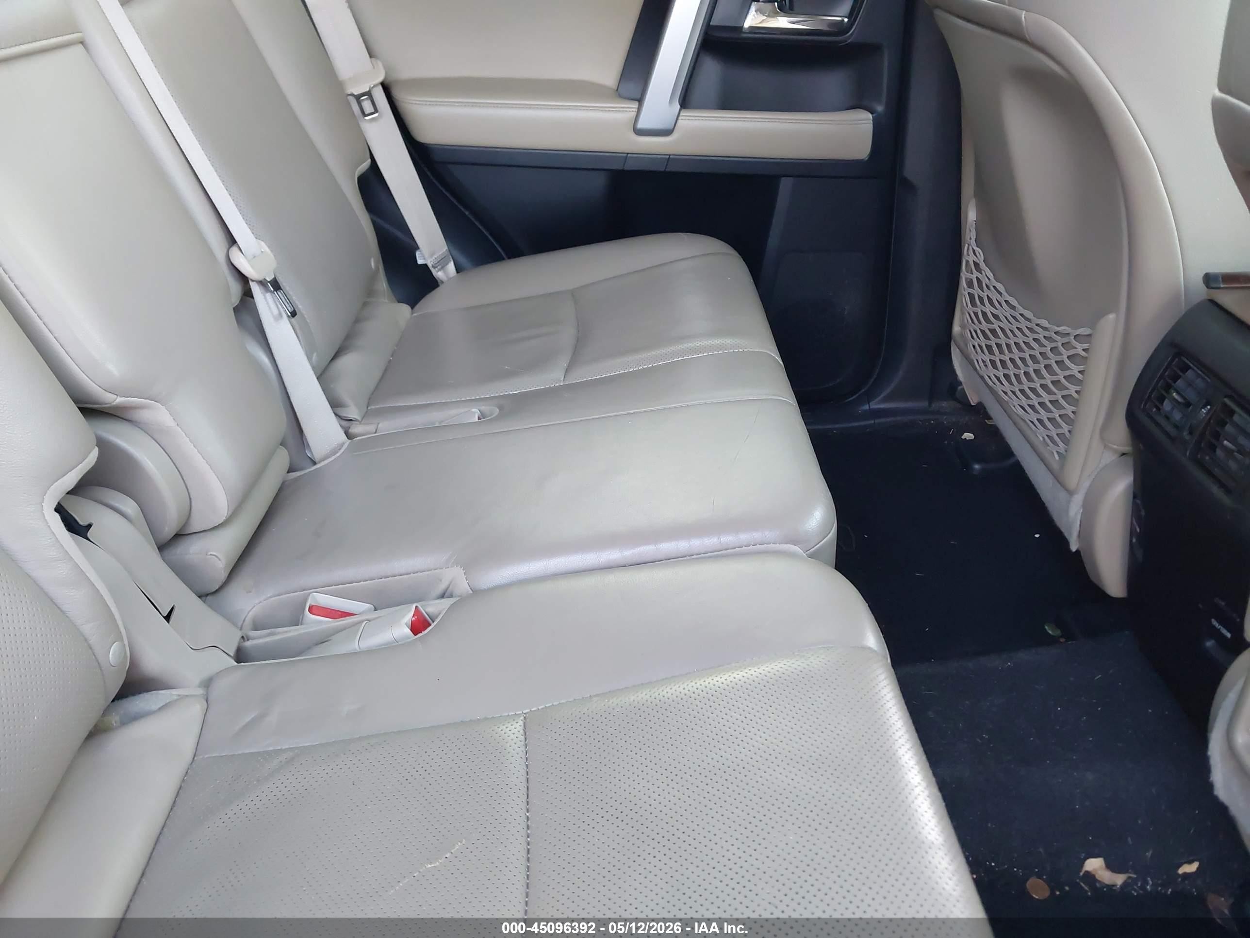 2015 Toyota 4runner Limited White vin: JTEZU5JR0F5101648