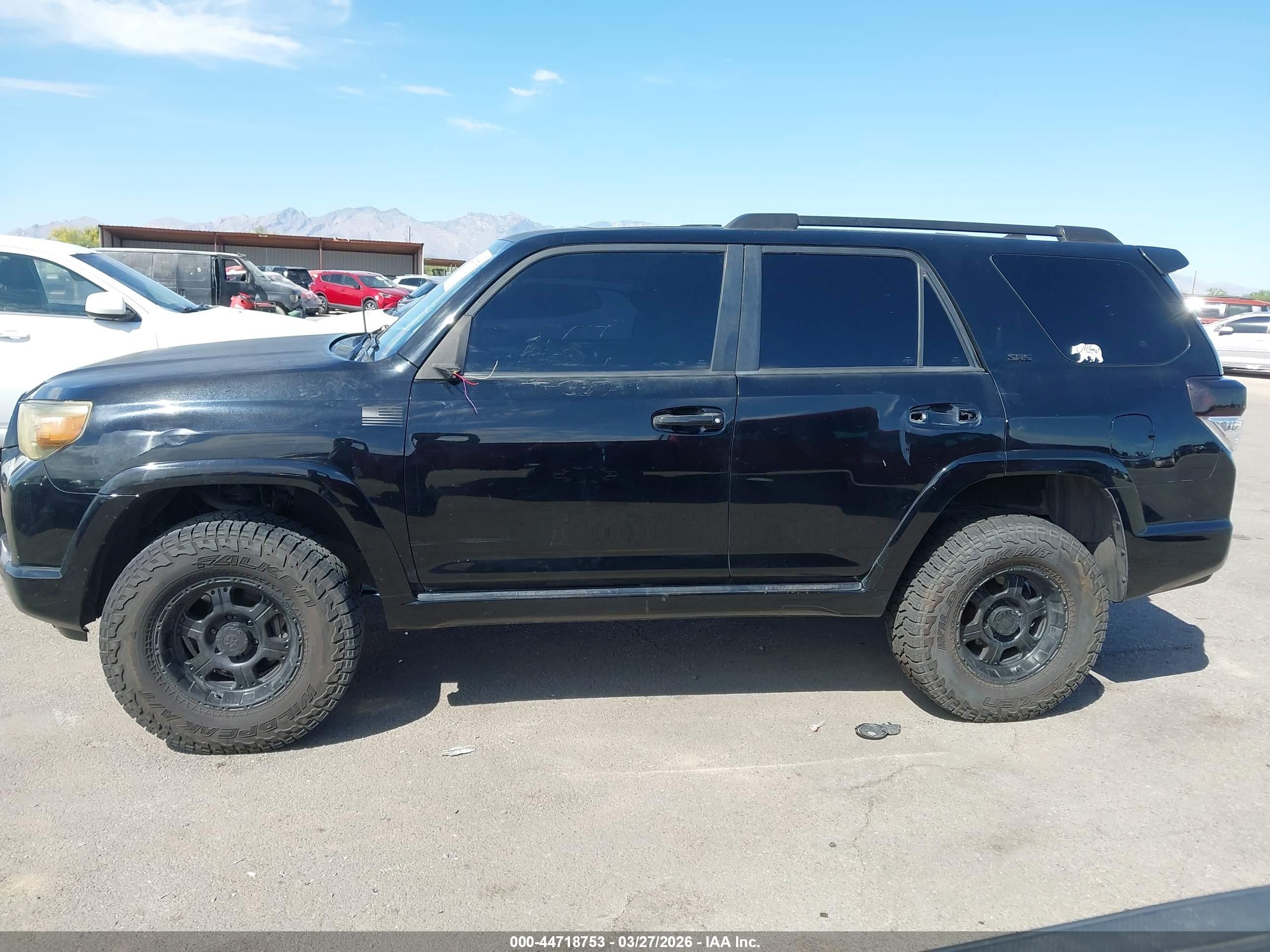 2013 Toyota 4runner Sr5 Black vin: JTEZU5JR1D5051646