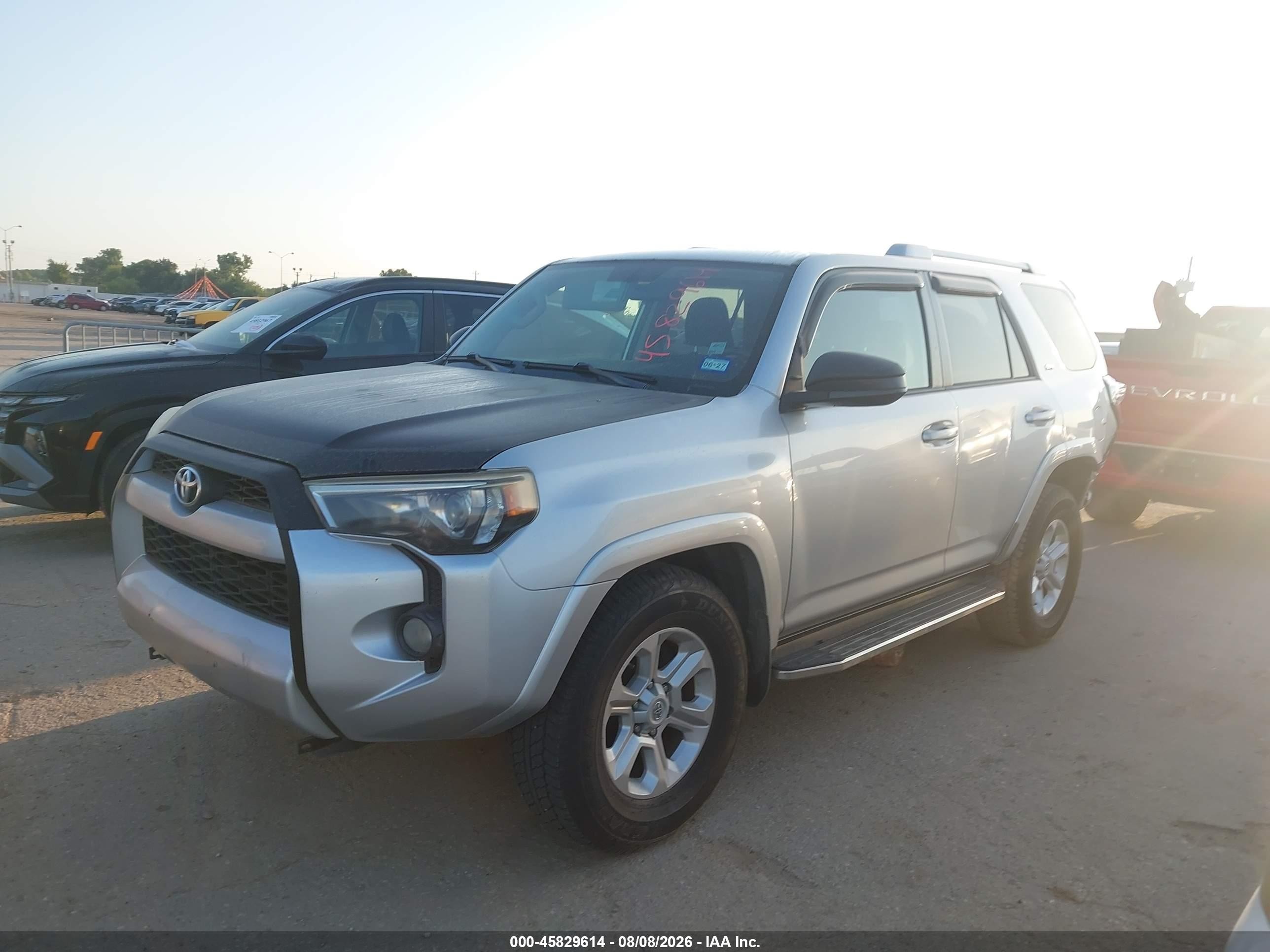 2014 Toyota 4runner Sr5 Silver vin: JTEZU5JR1E5065693