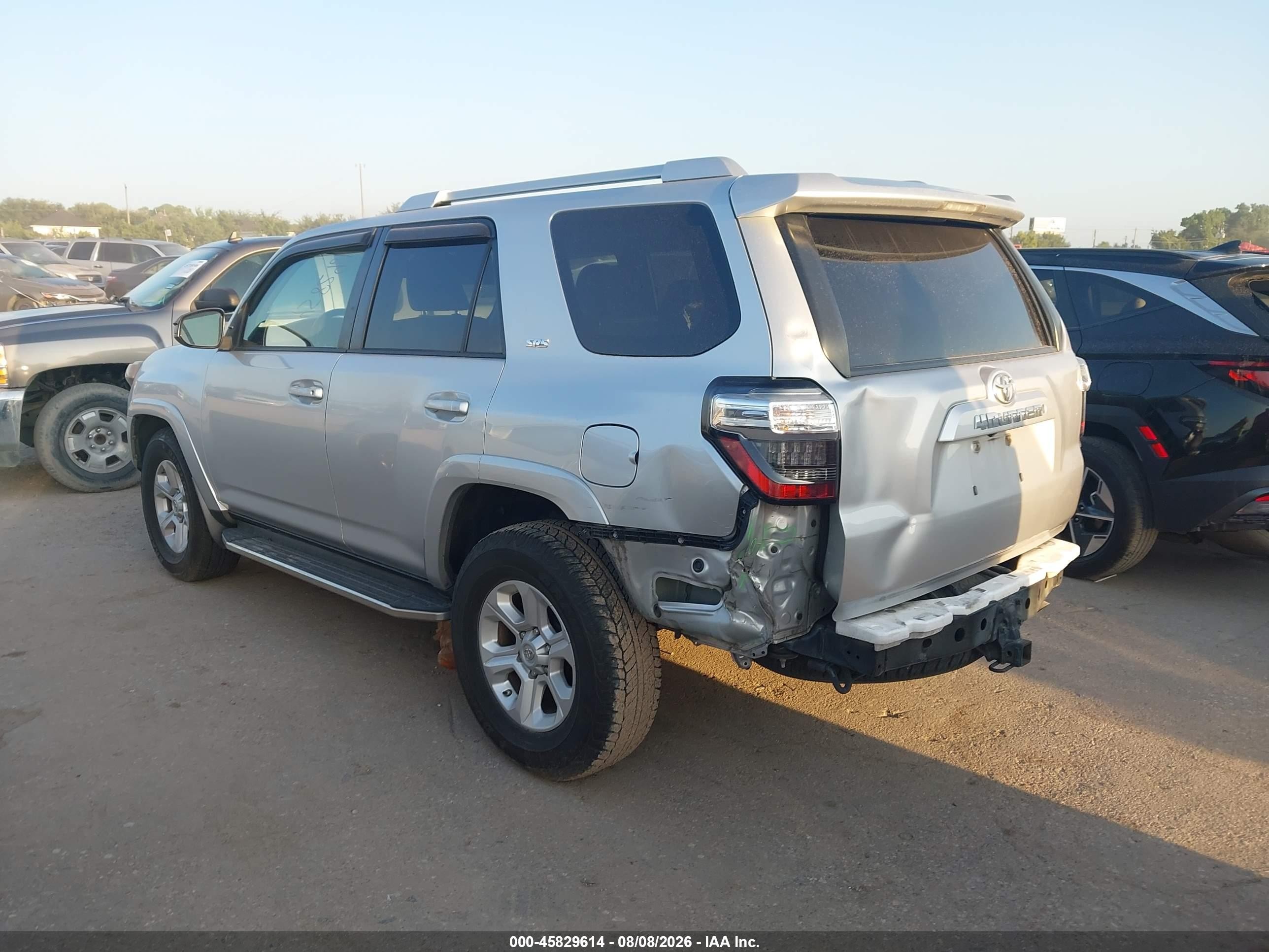 2014 Toyota 4runner Sr5 Silver vin: JTEZU5JR1E5065693