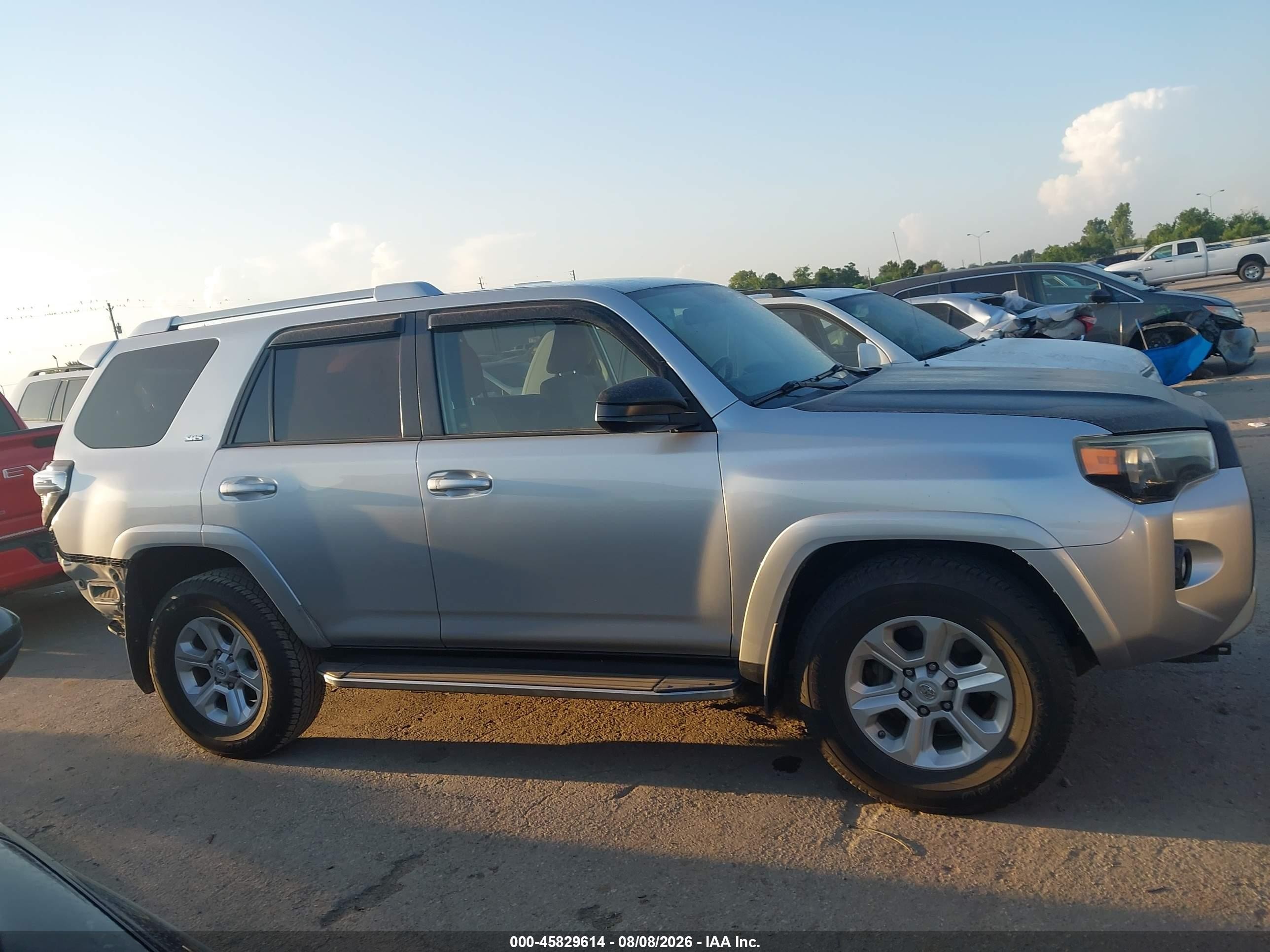2014 Toyota 4runner Sr5 Silver vin: JTEZU5JR1E5065693