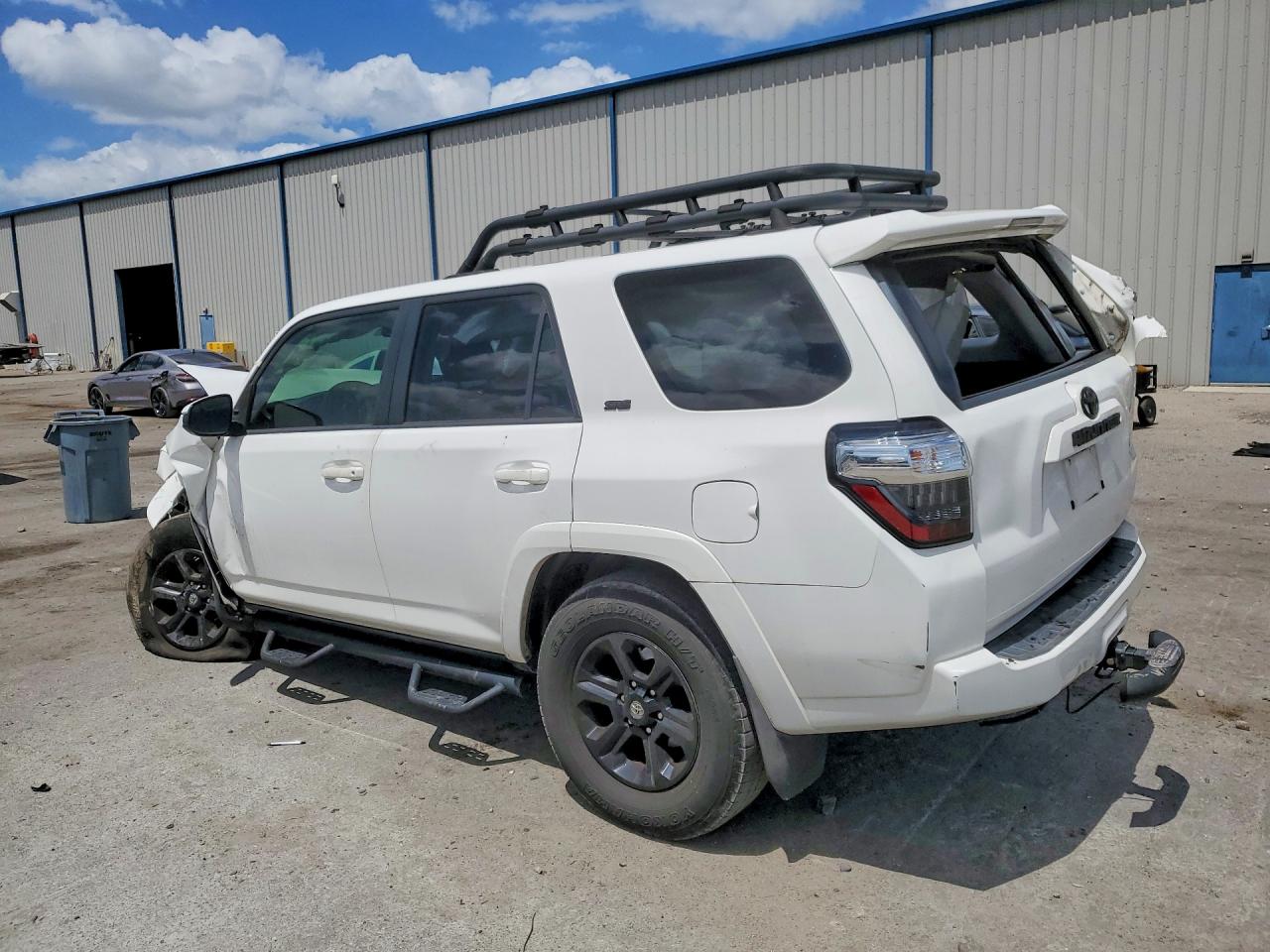 2014 Toyota 4runner Sr5 White vin: JTEZU5JR1E5083532