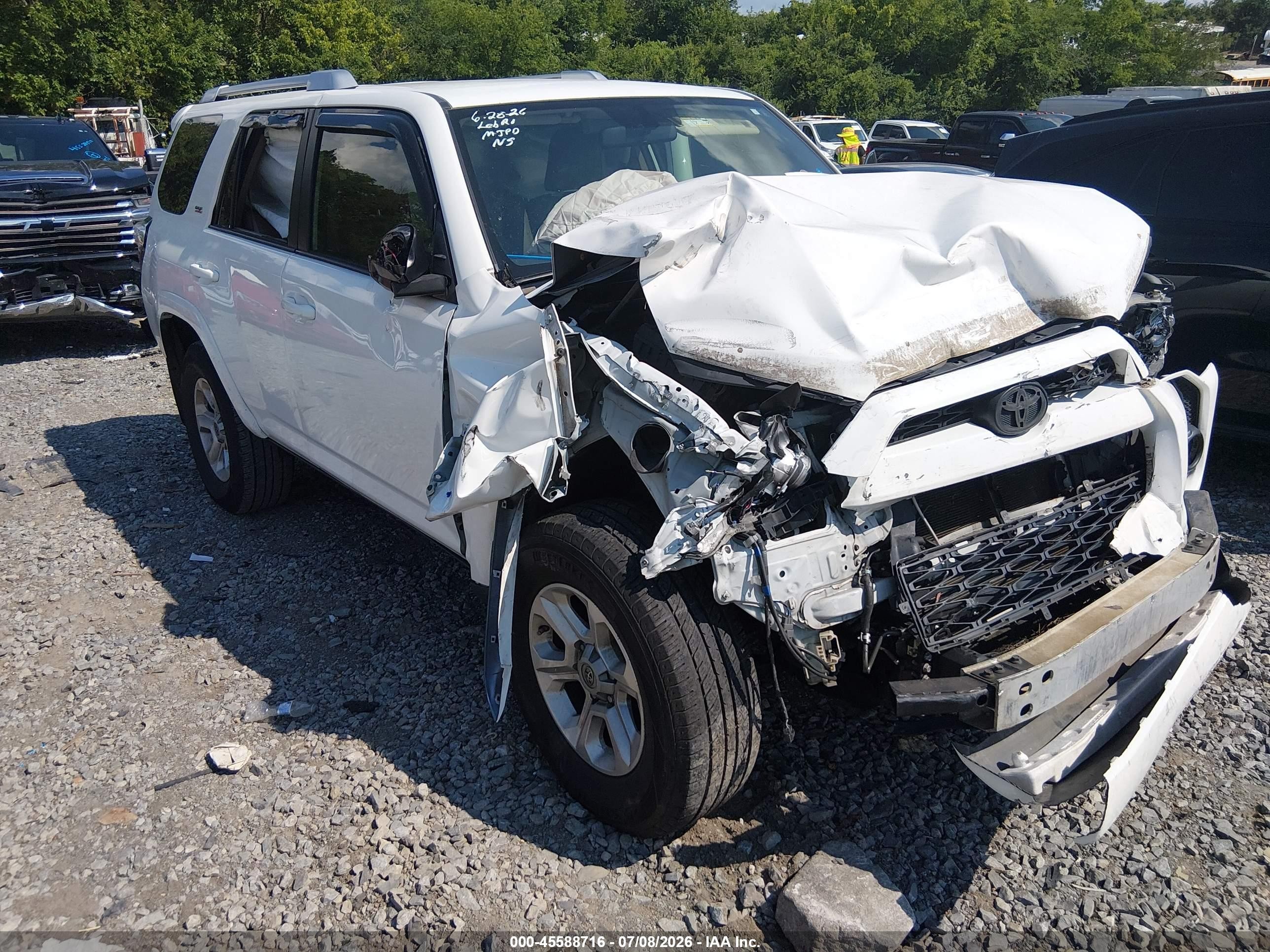 2015 Toyota 4runner Sr5/limited White vin: JTEZU5JR1F5086805