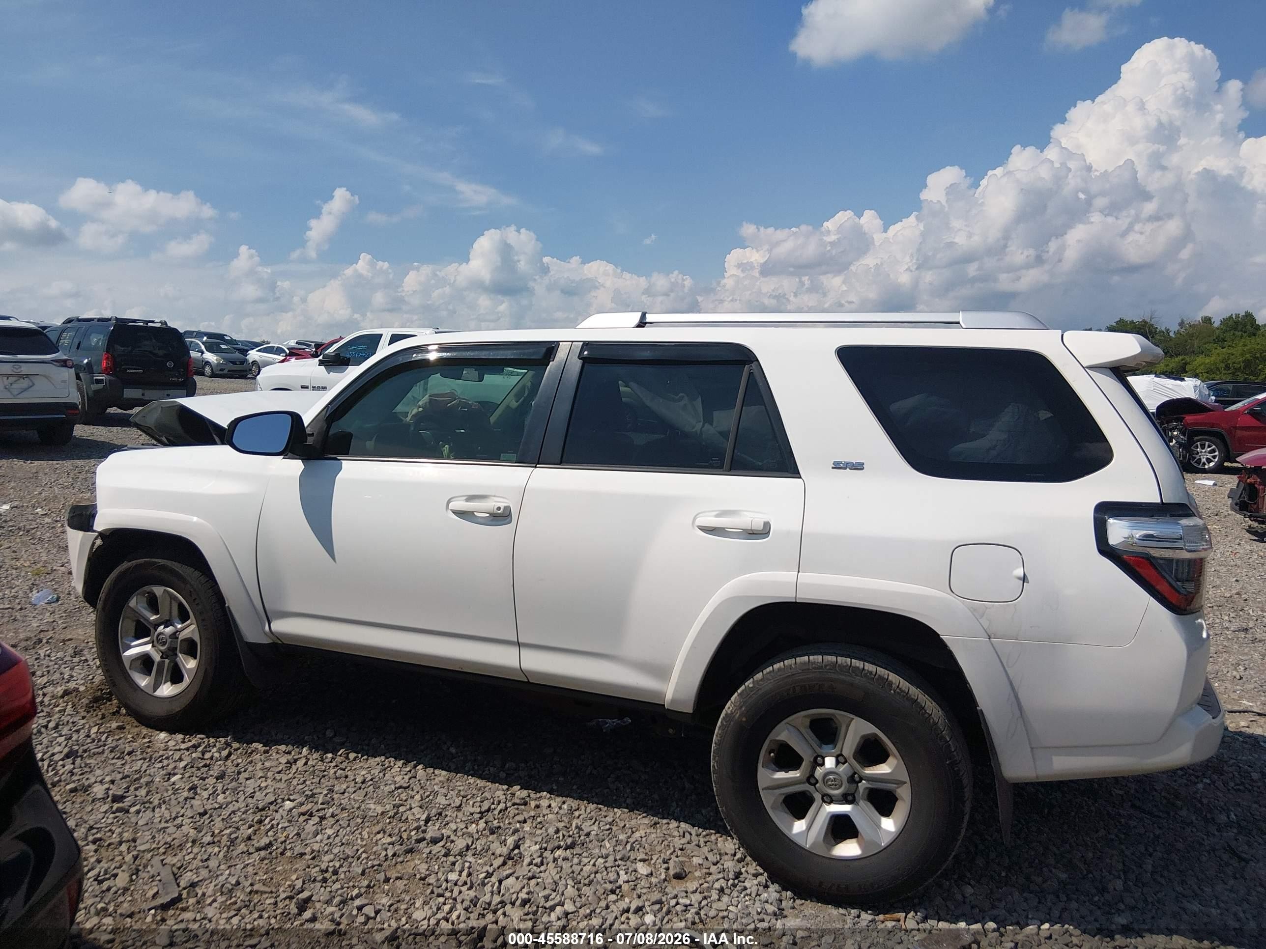2015 Toyota 4runner Sr5/limited White vin: JTEZU5JR1F5086805