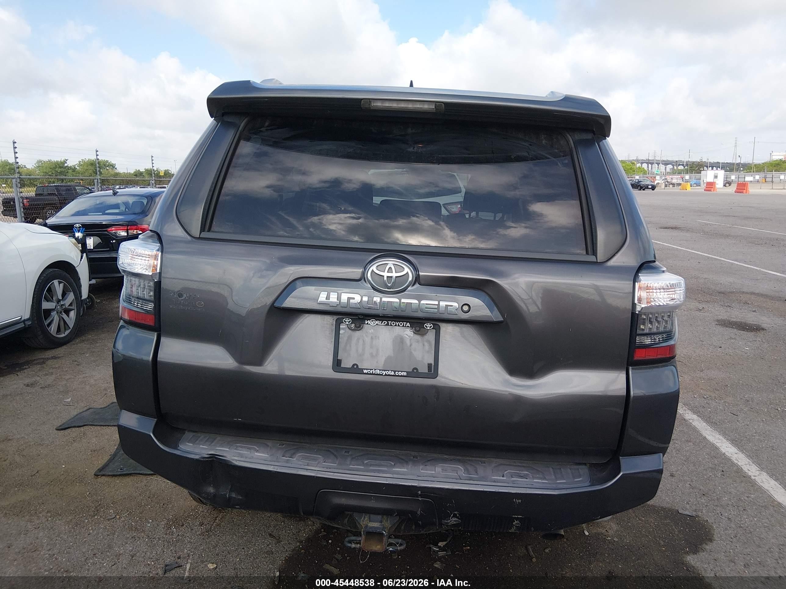 2015 Toyota 4runner Sr5 Gray vin: JTEZU5JR1F5103022