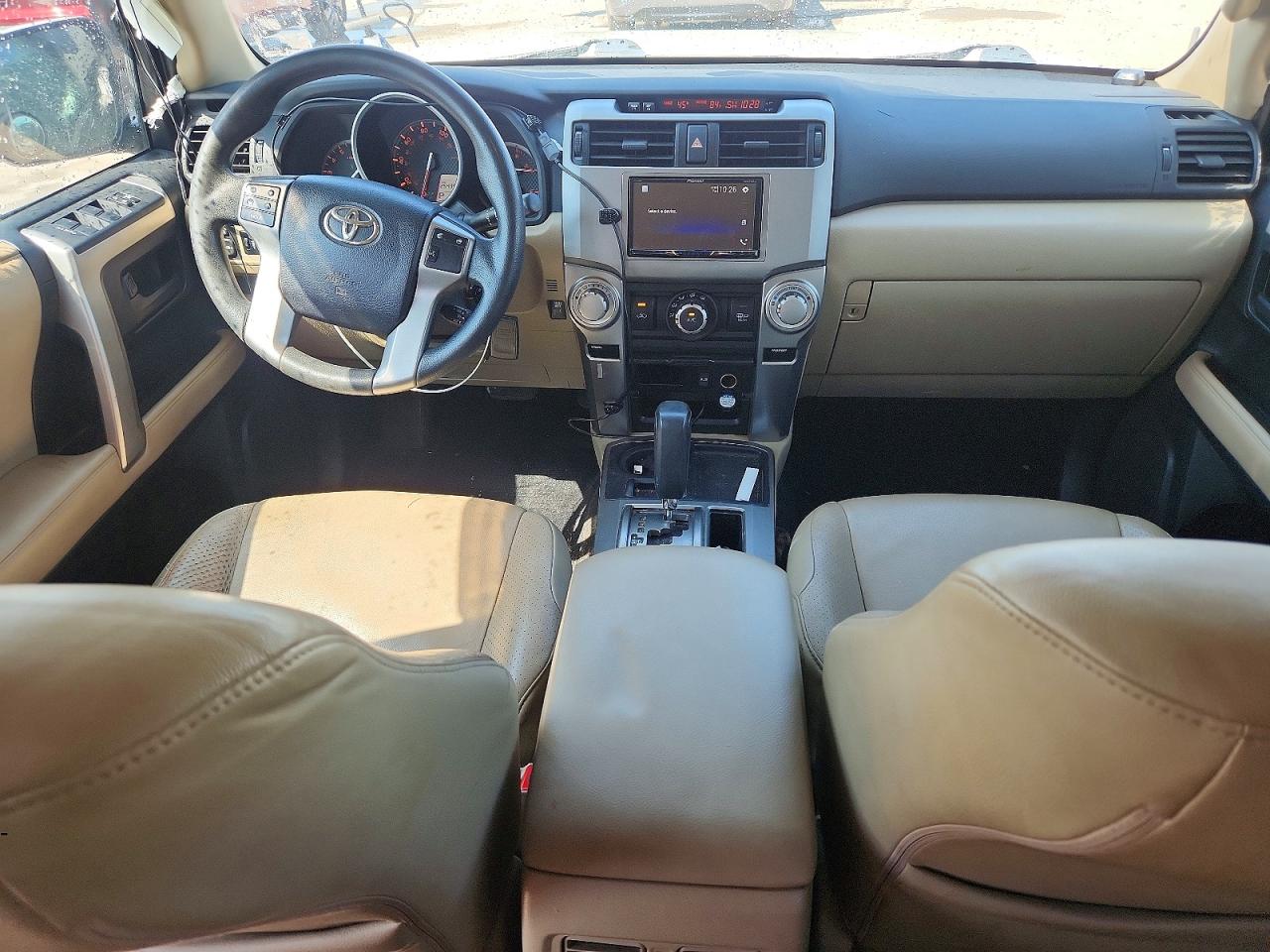 2010 Toyota 4runner Sr5 White vin: JTEZU5JR2A5012138