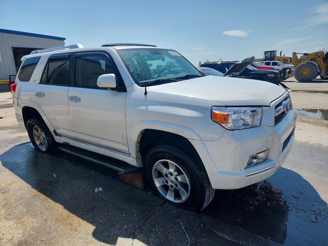 2010 Toyota 4runner Sr5 White vin: JTEZU5JR2A5012138