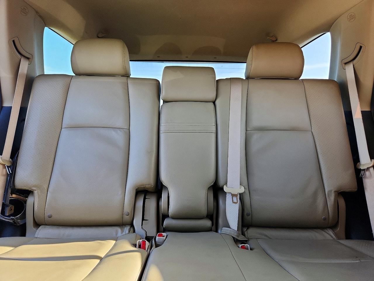 2011 Toyota 4runner Sr5 White vin: JTEZU5JR2B5019091
