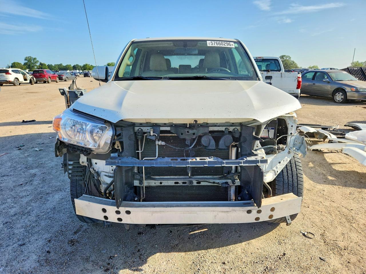2011 Toyota 4runner Sr5 White vin: JTEZU5JR2B5019091