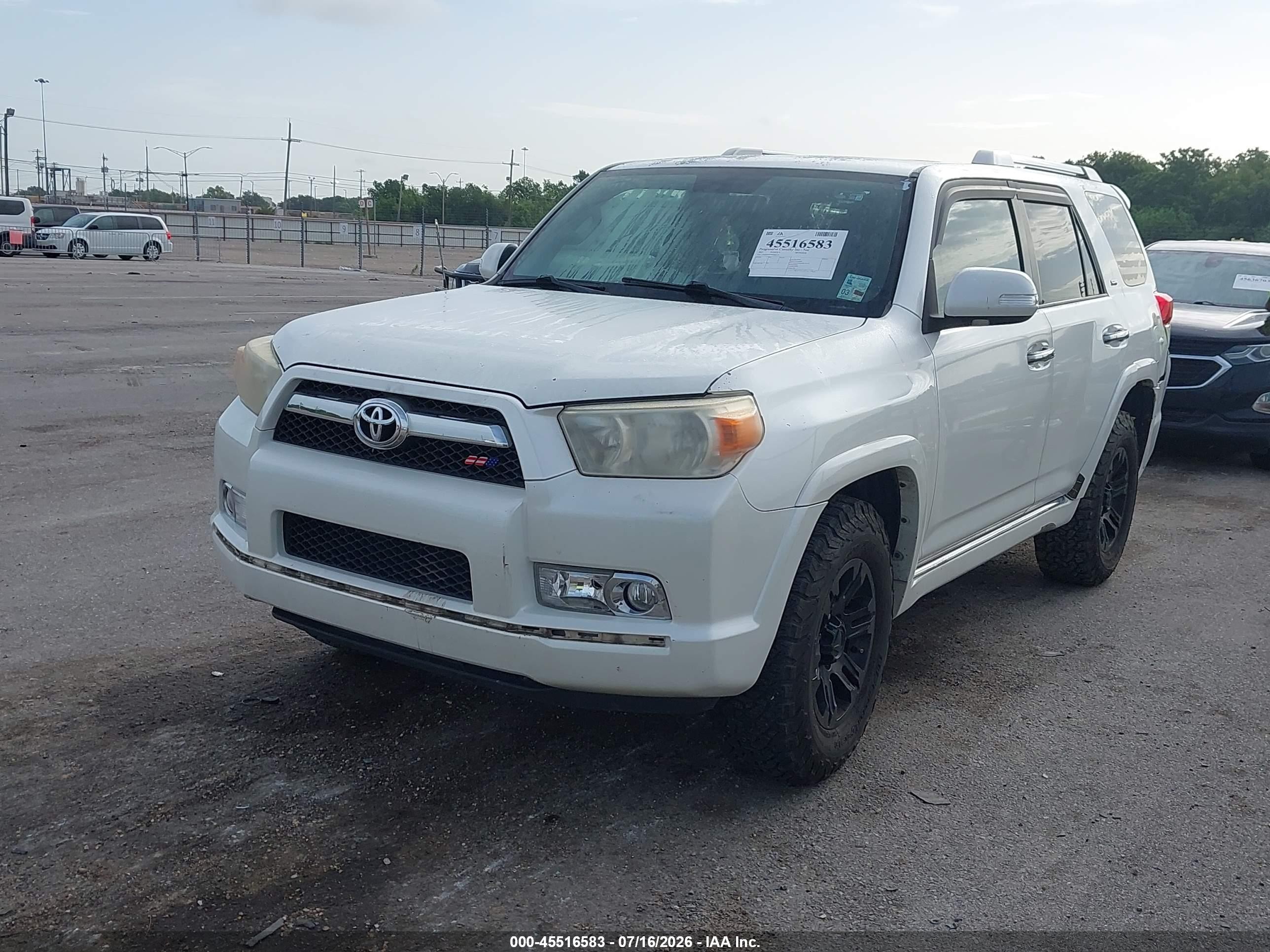 2011 Toyota 4runner Sr5 V6 Белый vin: JTEZU5JR2B5024114