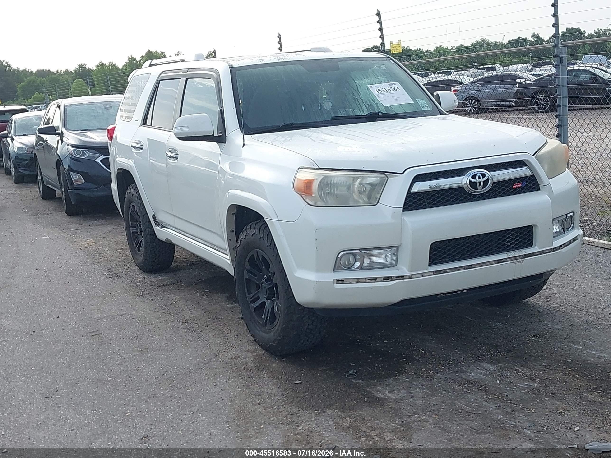 2011 Toyota 4runner Sr5 V6 White vin: JTEZU5JR2B5024114