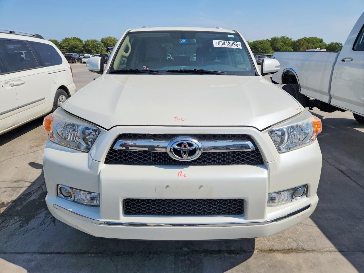 2011 Toyota 4runner Sr5 White vin: JTEZU5JR2B5032651