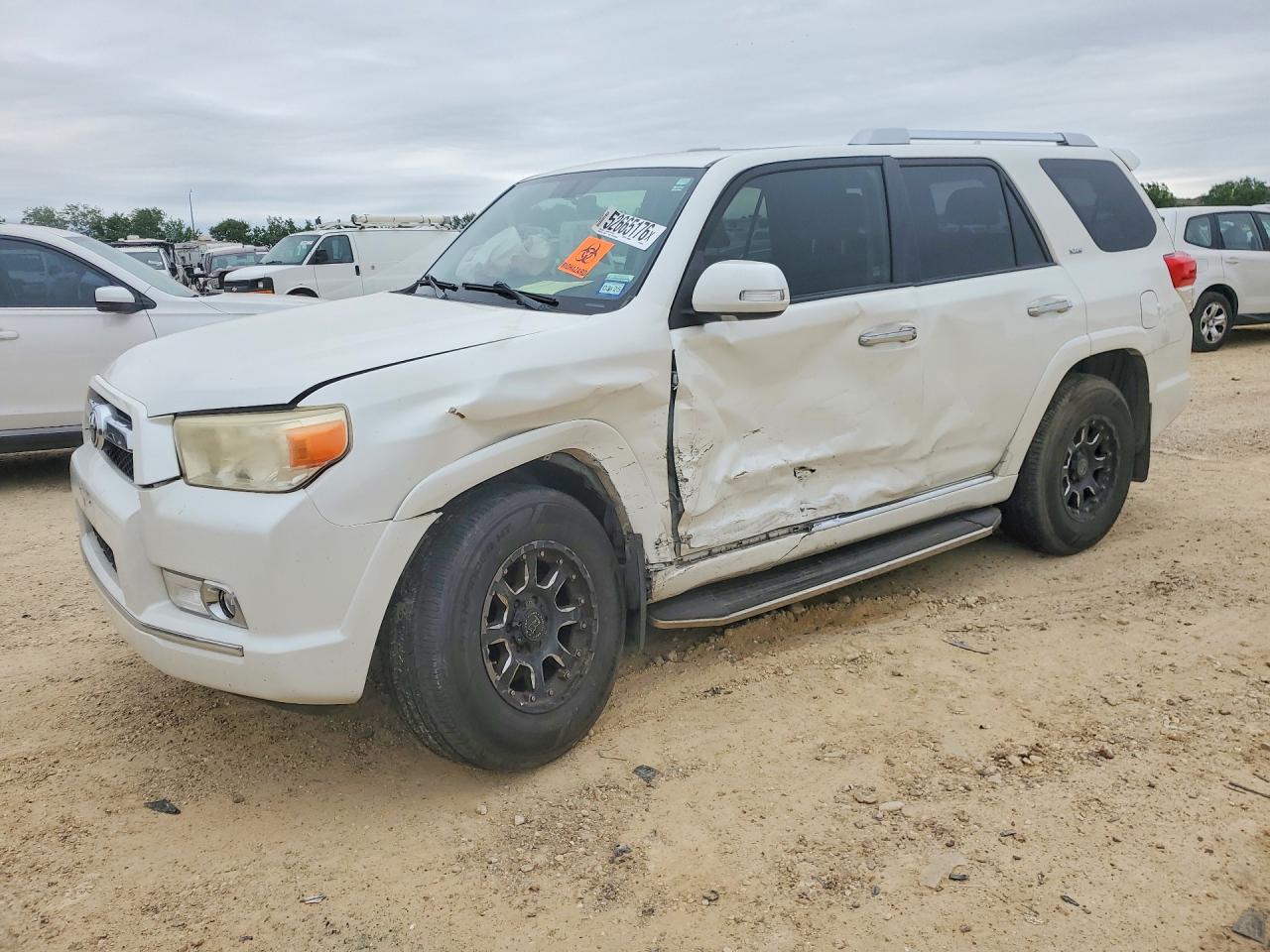 2013 Toyota 4runner Sr5 White vin: JTEZU5JR2D5060033