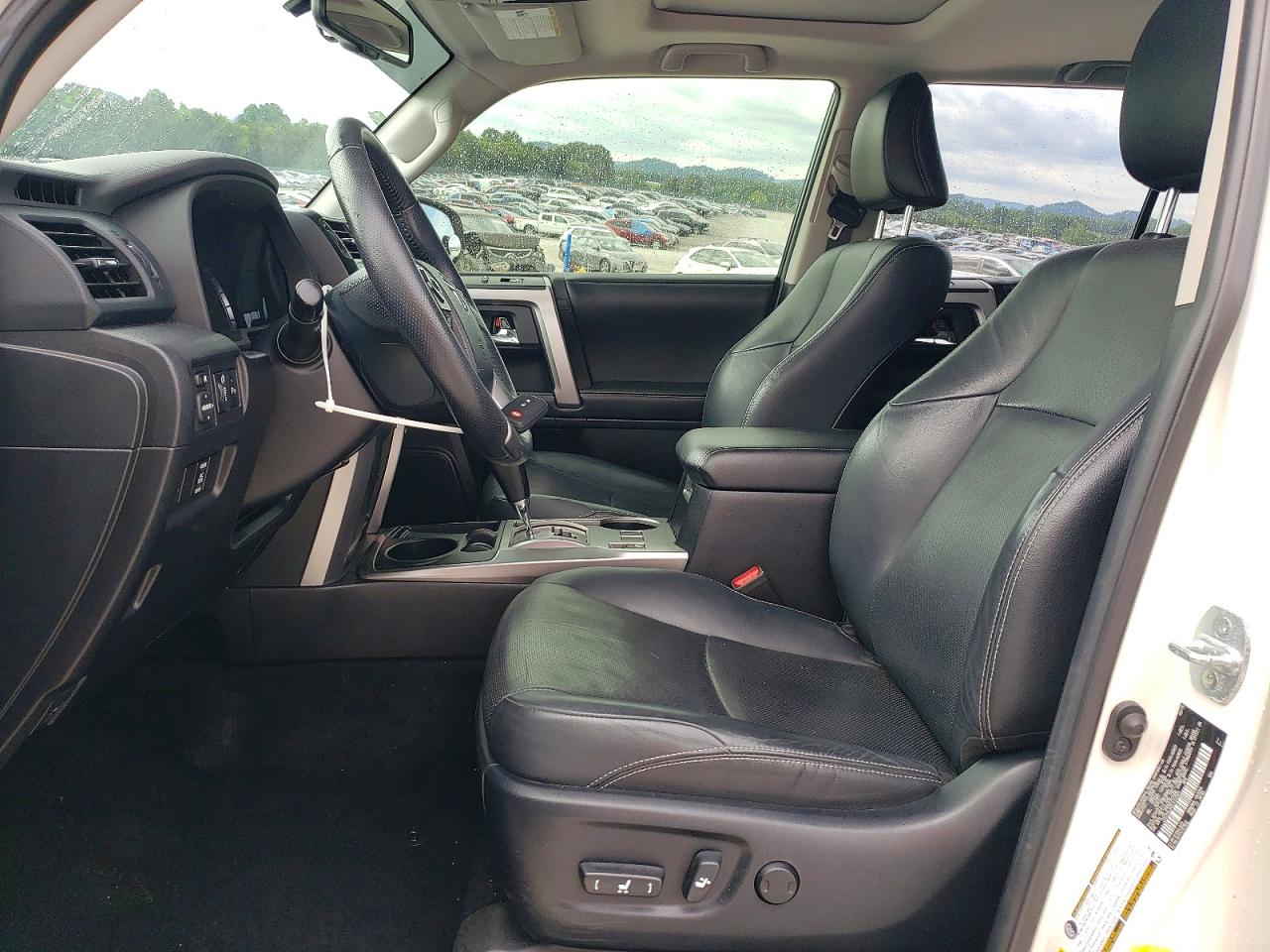 2015 Toyota 4runner Limited White vin: JTEZU5JR2F5103501