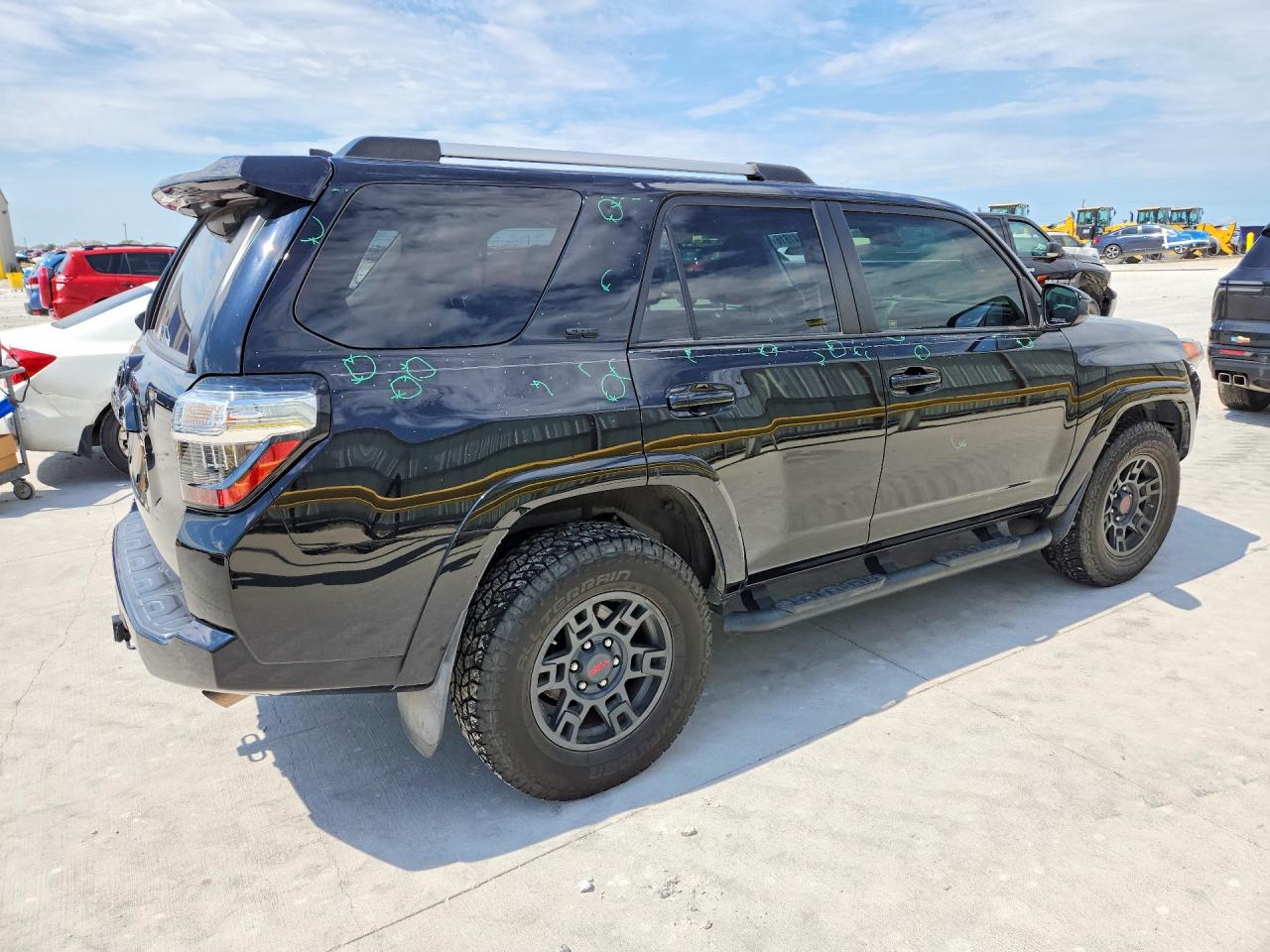 2020 Toyota 4runner Sr5 Black vin: JTEZU5JR2L5228056