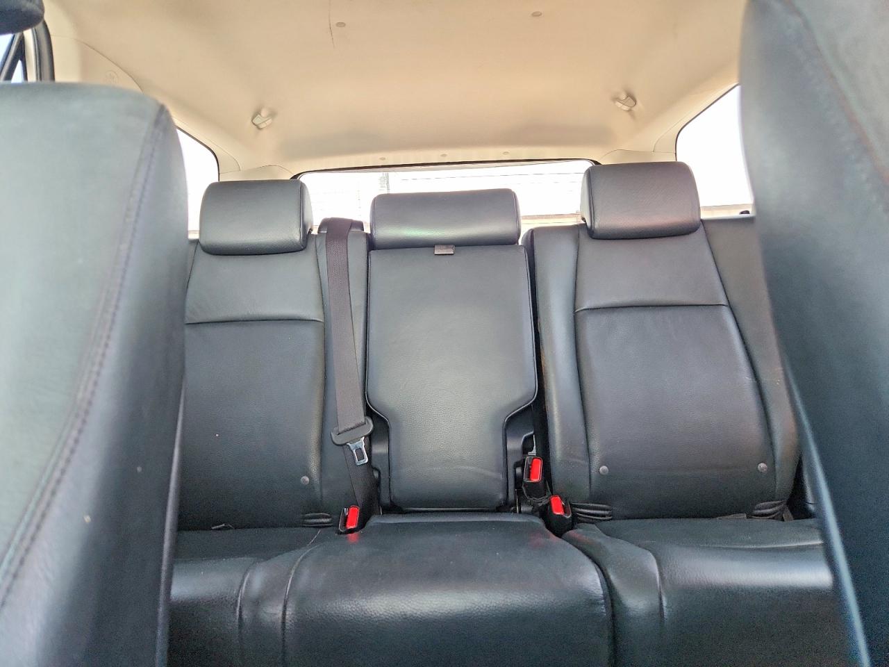 2010 Toyota 4runner Sr5 Silver vin: JTEZU5JR3A5000807