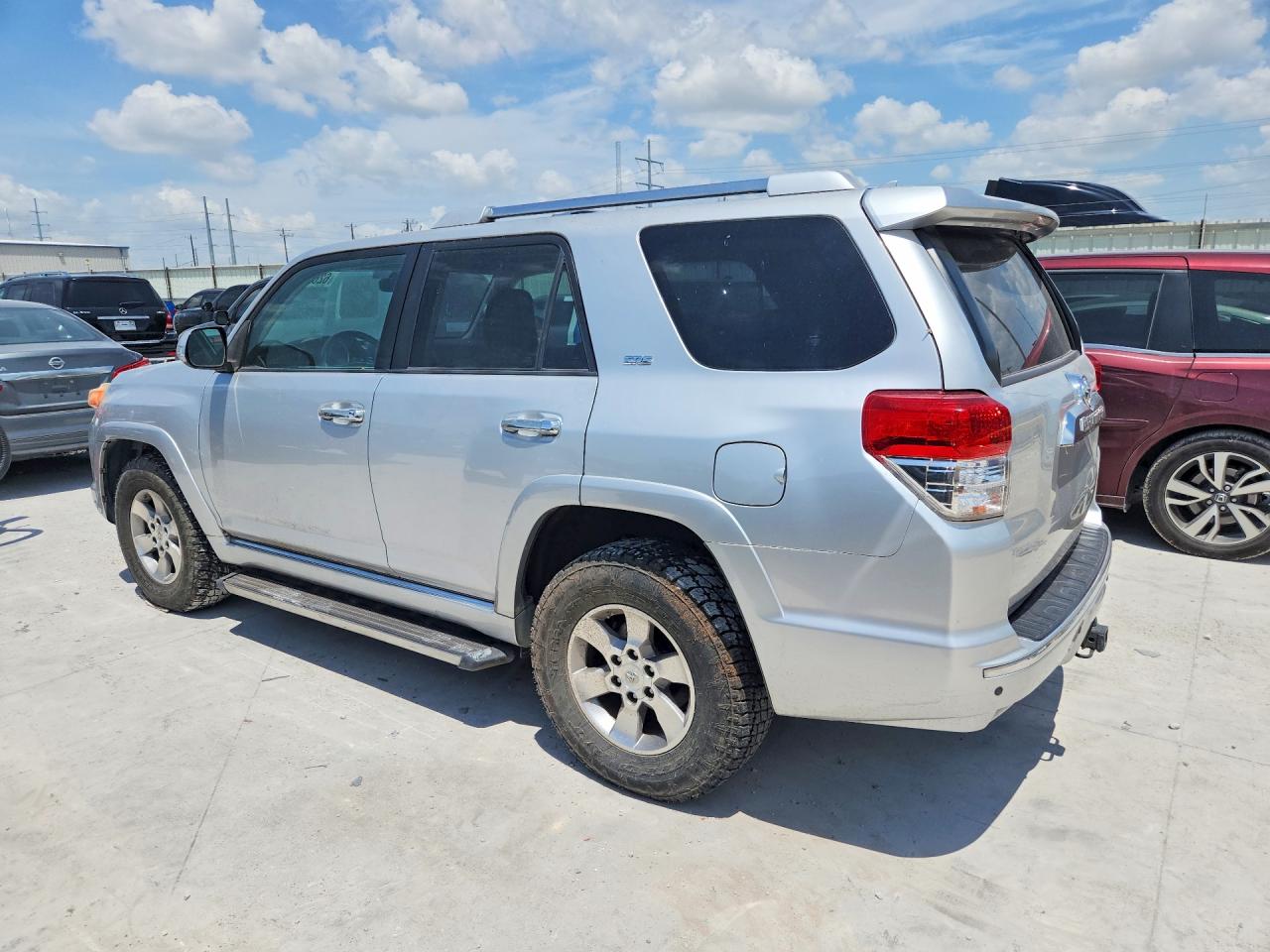 2010 Toyota 4runner Sr5 Silver vin: JTEZU5JR3A5000807