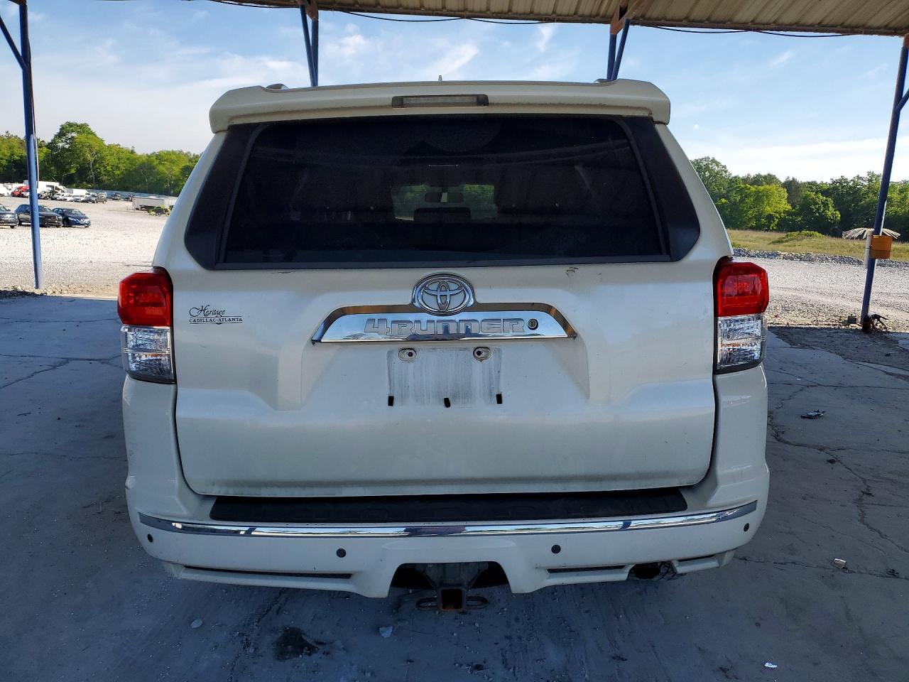 2010 Toyota 4runner Sr5 White vin: JTEZU5JR3A5009751