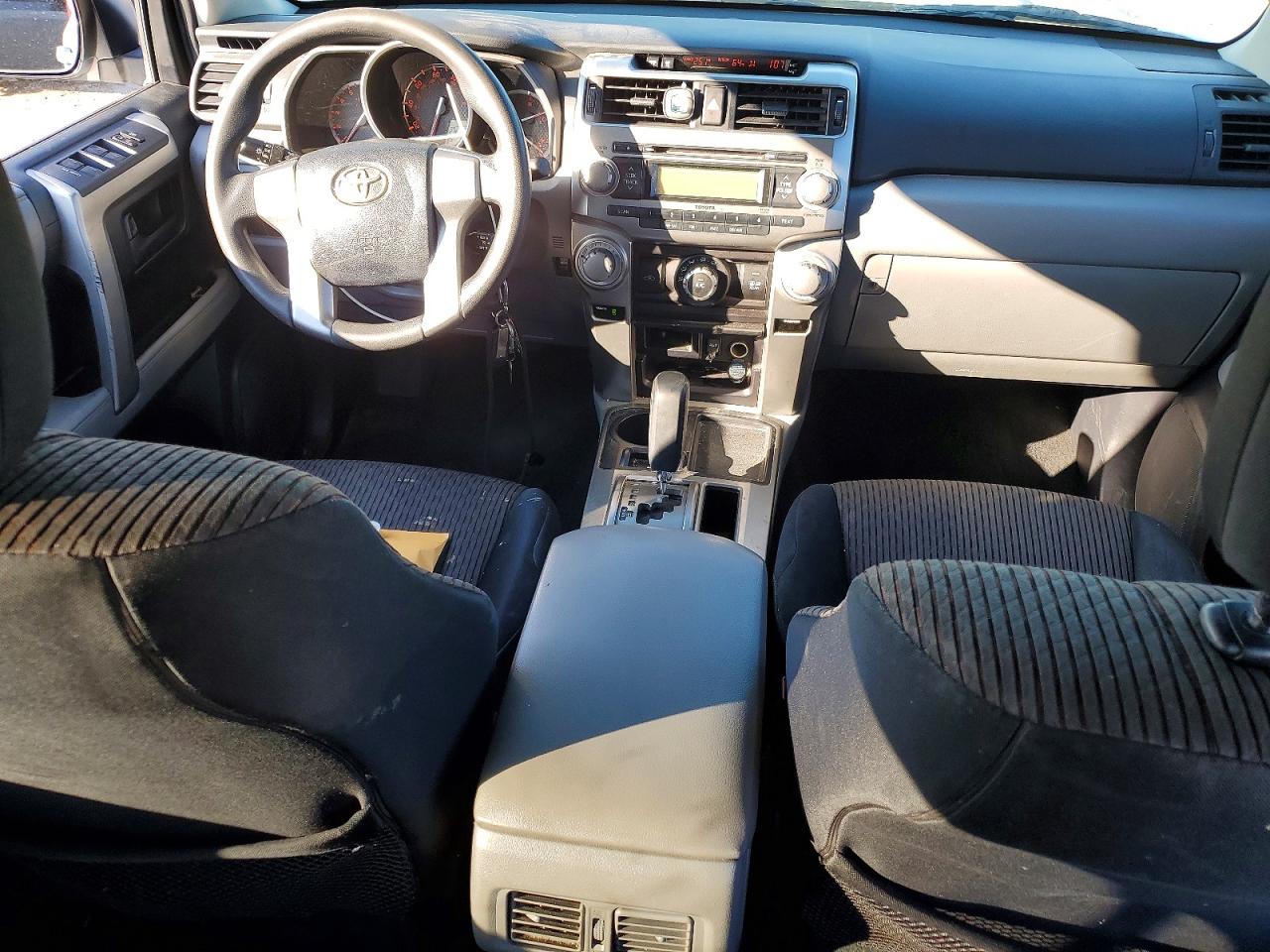 2011 Toyota 4runner Sr5 Silver vin: JTEZU5JR3B5014448