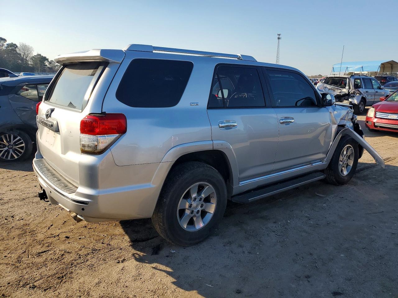 2011 Toyota 4runner Sr5 Silver vin: JTEZU5JR3B5014448