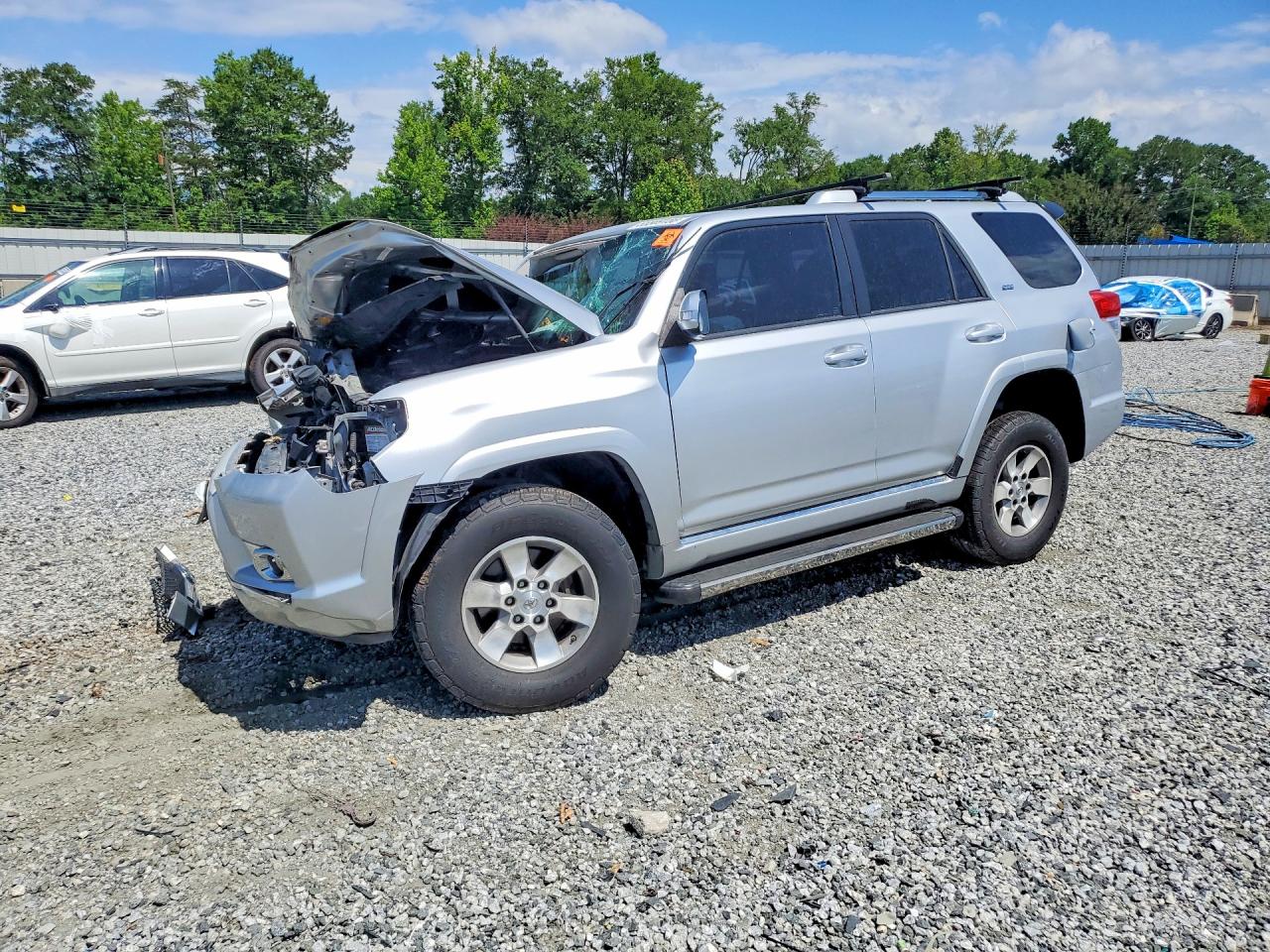 2011 Toyota 4runner Sr5 Silver vin: JTEZU5JR3B5015633