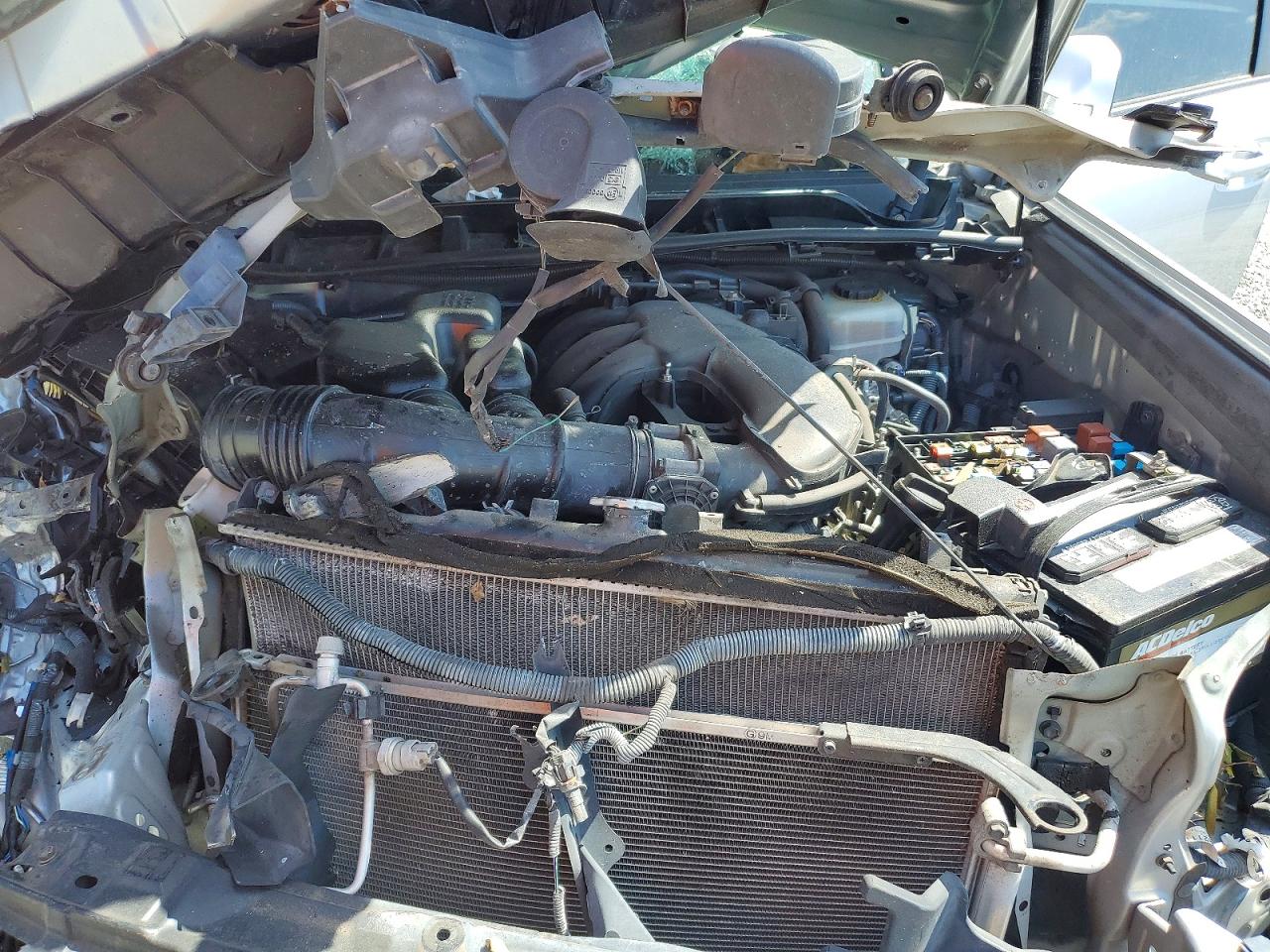 2011 Toyota 4runner Sr5 Silver vin: JTEZU5JR3B5015633
