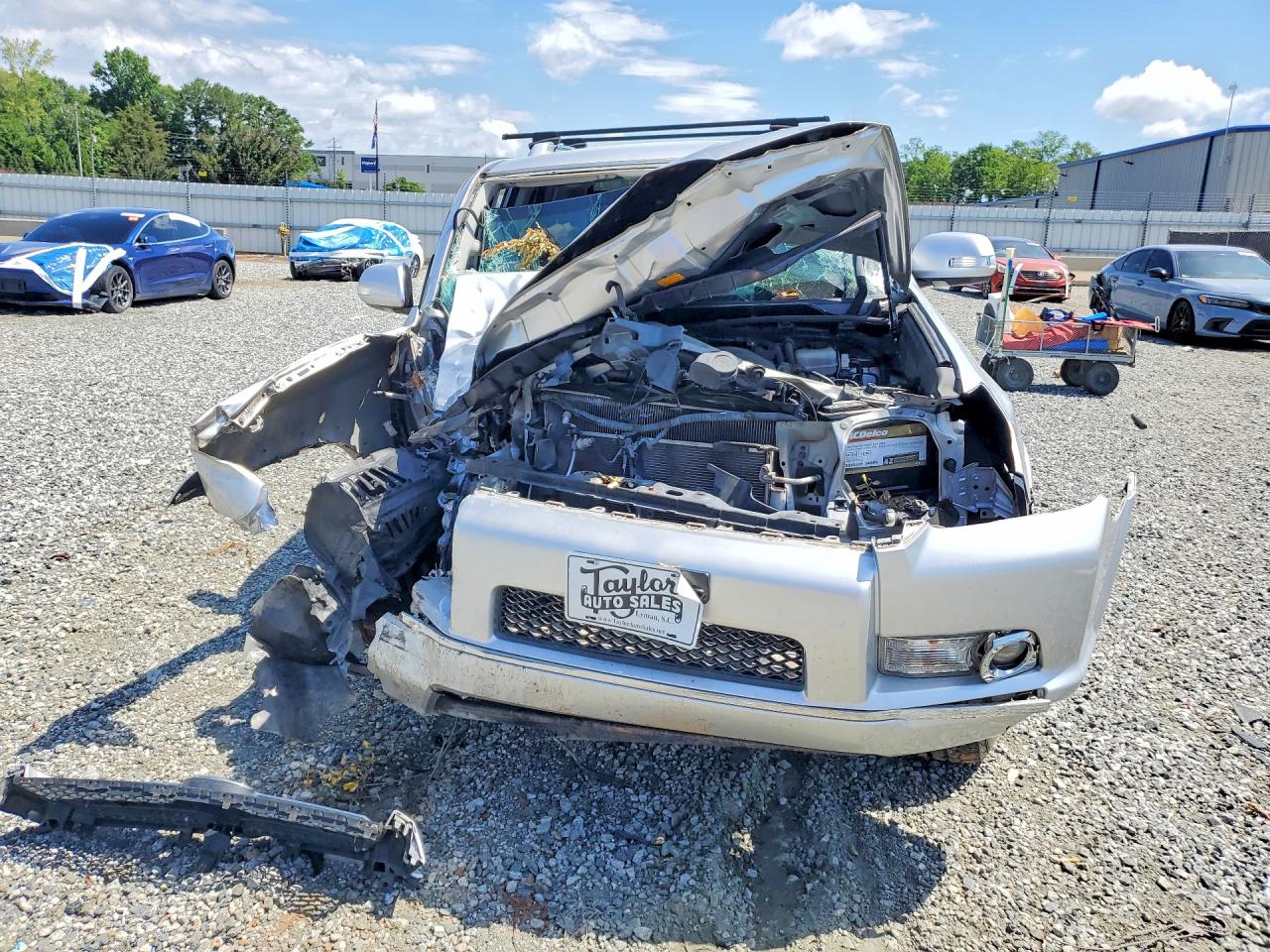 2011 Toyota 4runner Sr5 Silver vin: JTEZU5JR3B5015633