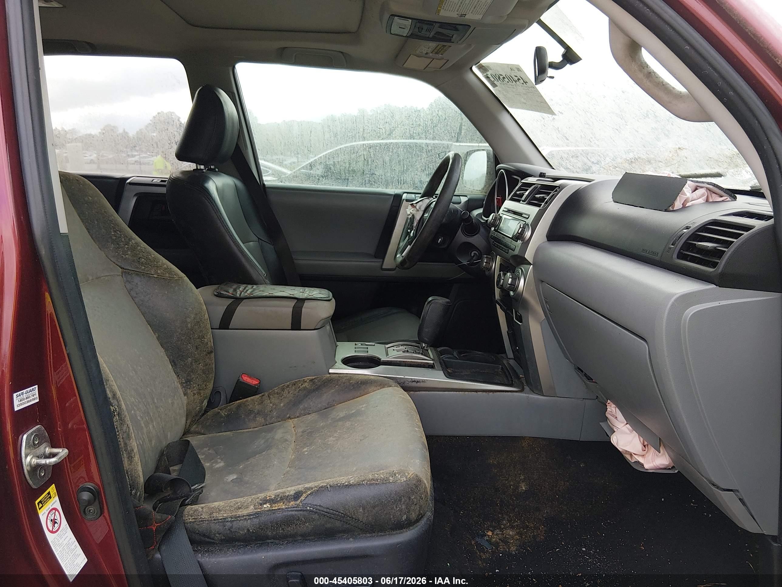 2011 Toyota 4runner Sr5 V6 Maroon vin: JTEZU5JR3B5024428