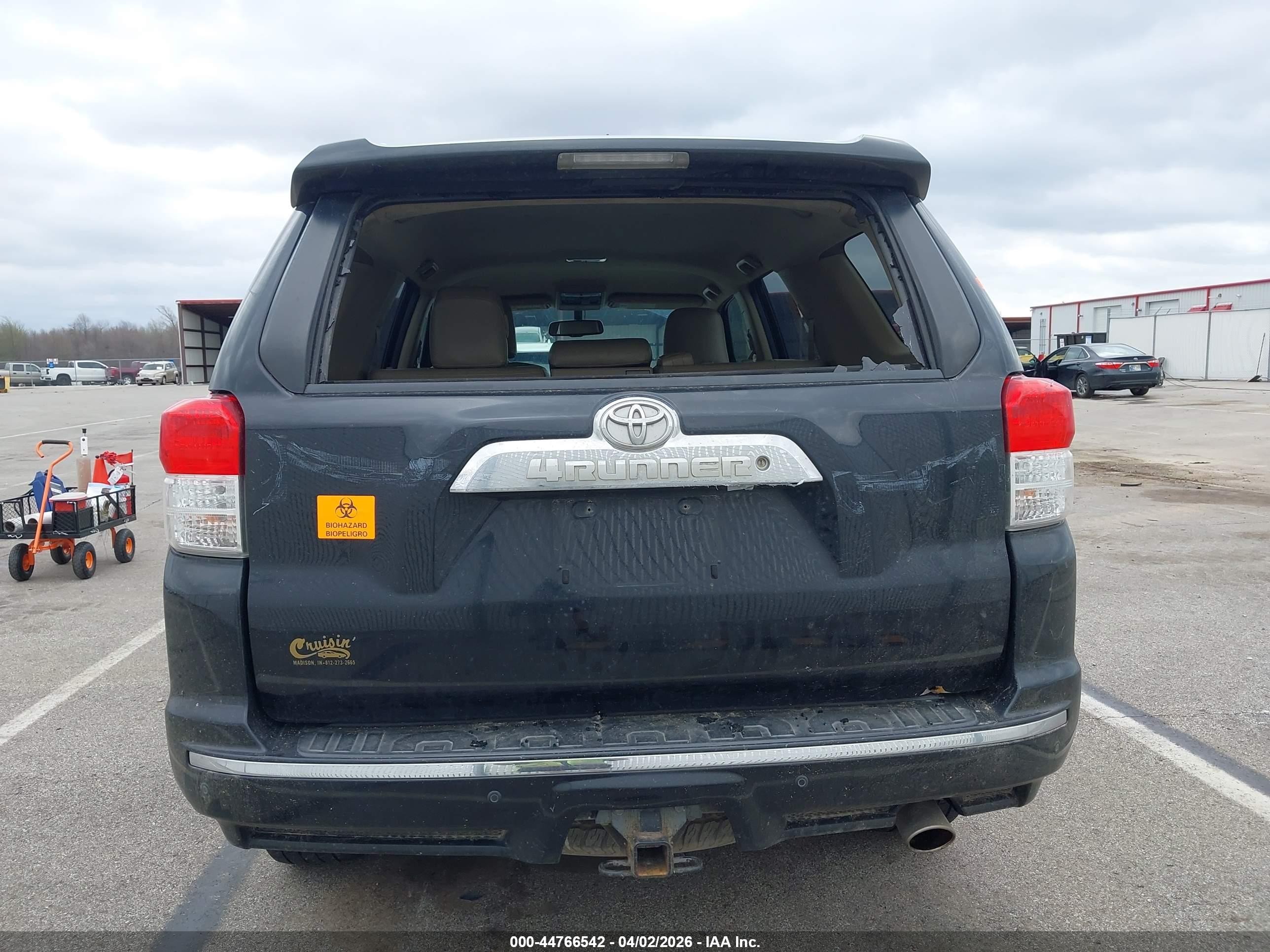 2011 Toyota 4runner Sr5 V6 Black vin: JTEZU5JR3B5032772