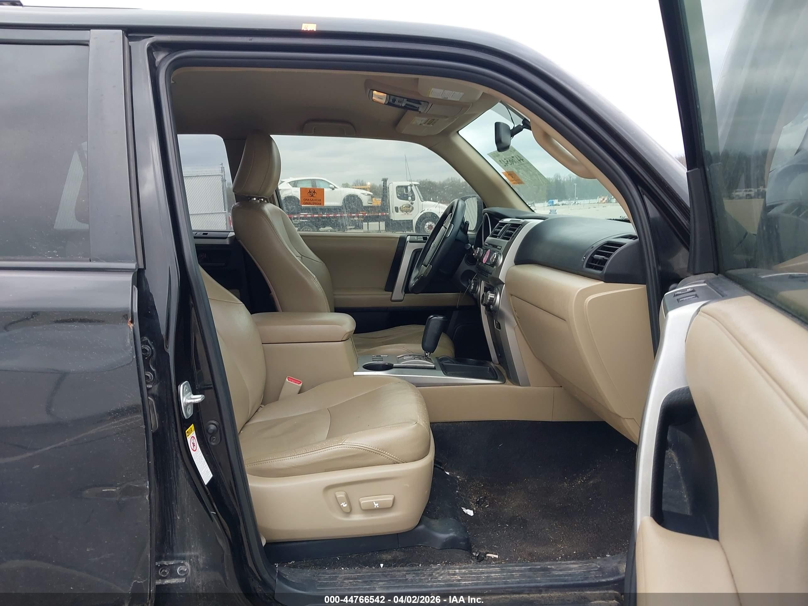 2011 Toyota 4runner Sr5 V6 Black vin: JTEZU5JR3B5032772
