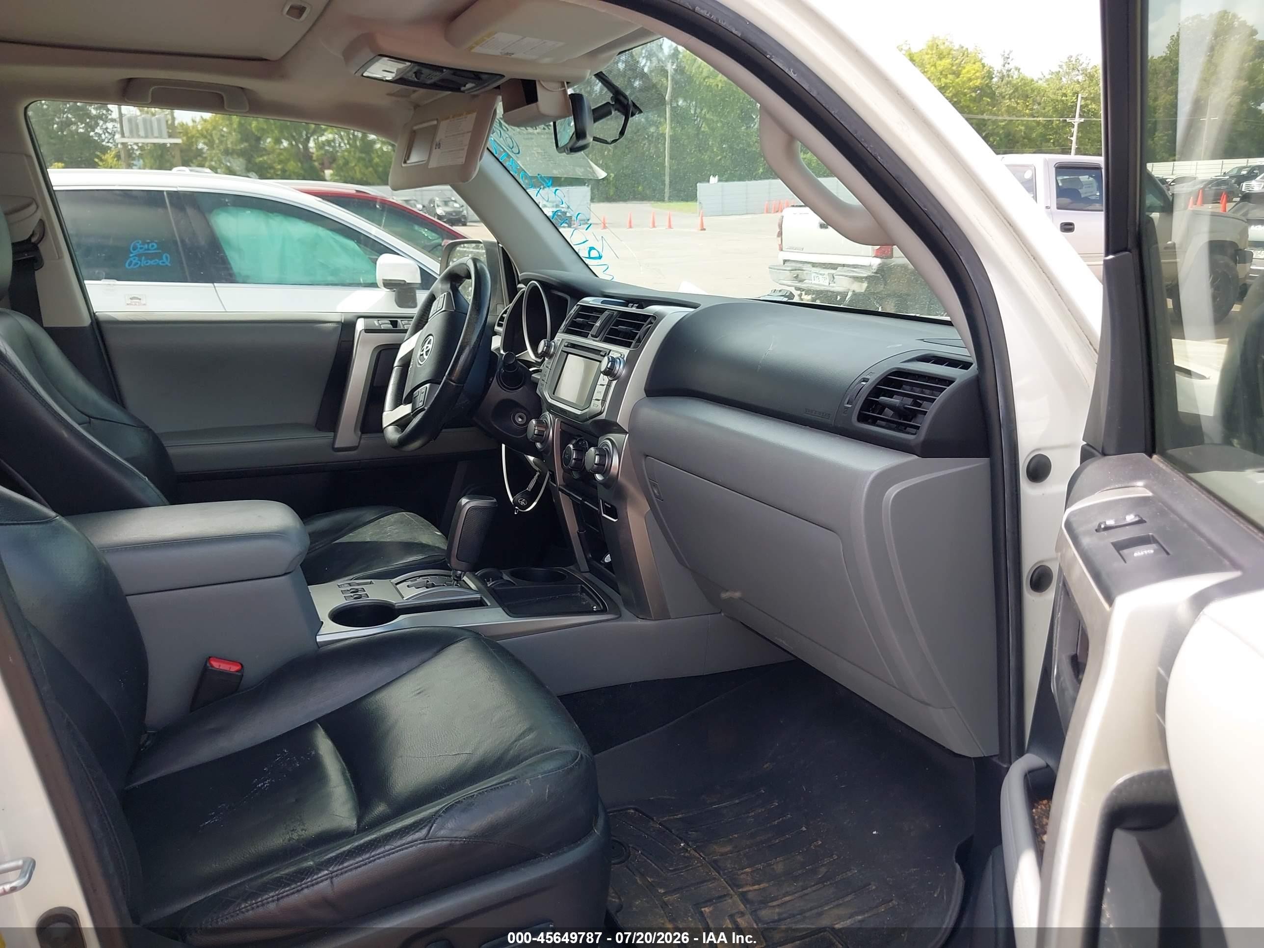 2013 Toyota 4runner Sr5 White vin: JTEZU5JR3D5061787