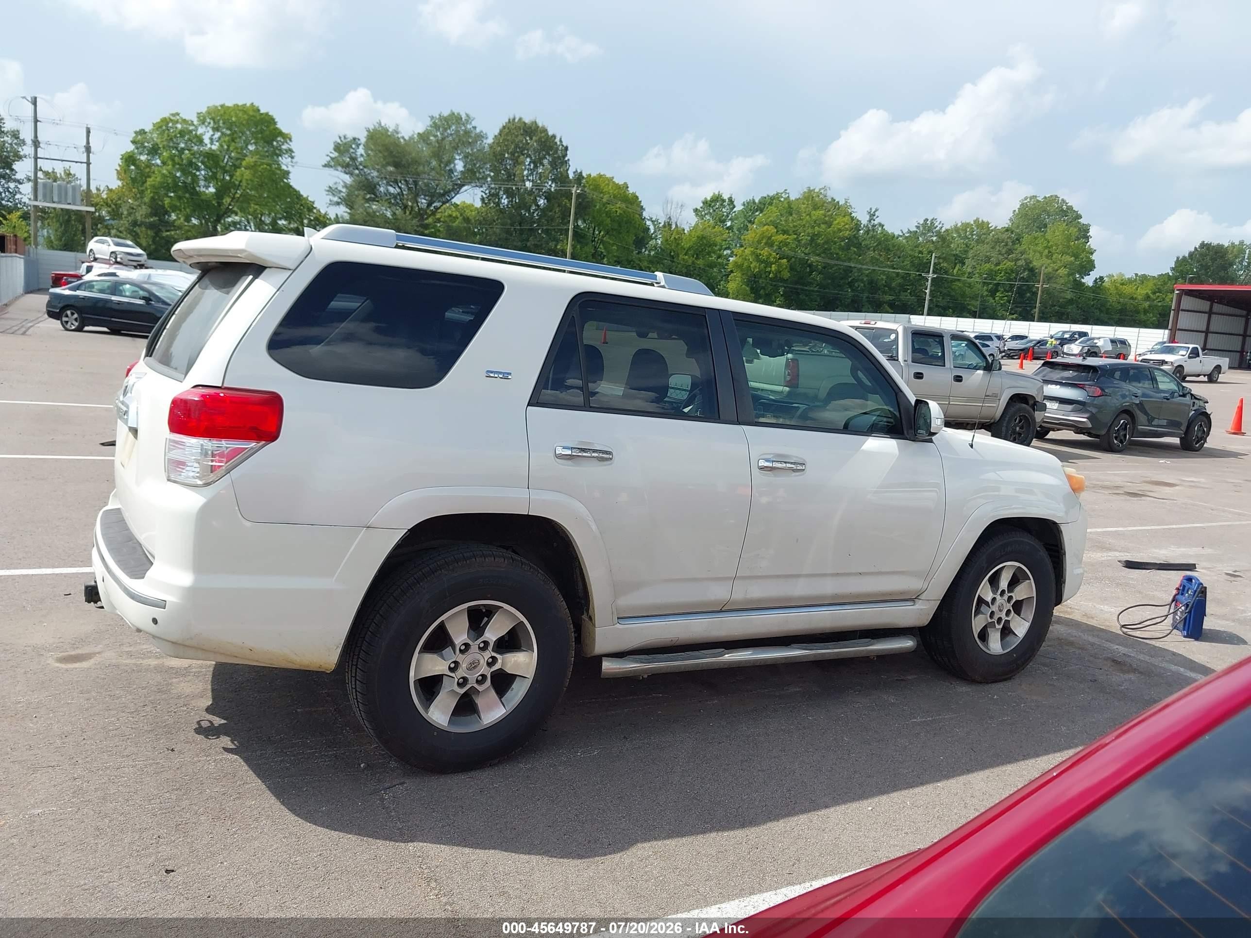 2013 Toyota 4runner Sr5 White vin: JTEZU5JR3D5061787