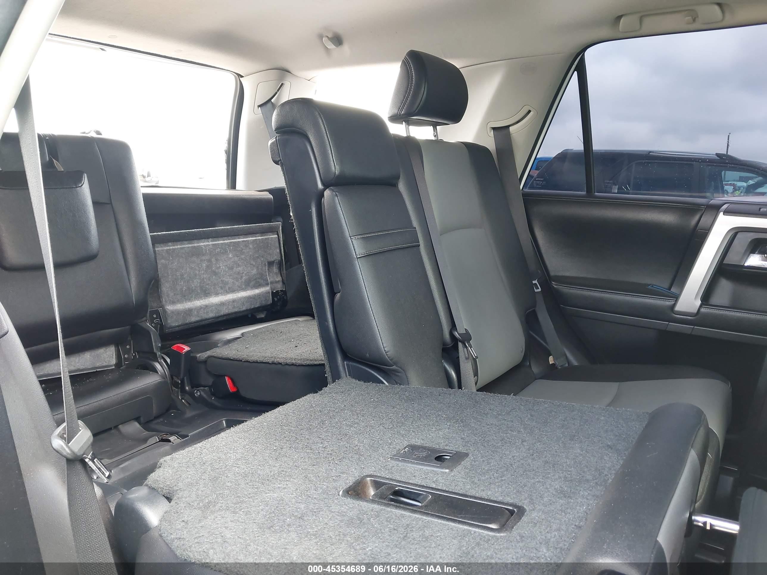 2014 Toyota 4runner Sr5 Premium White vin: JTEZU5JR3E5072497