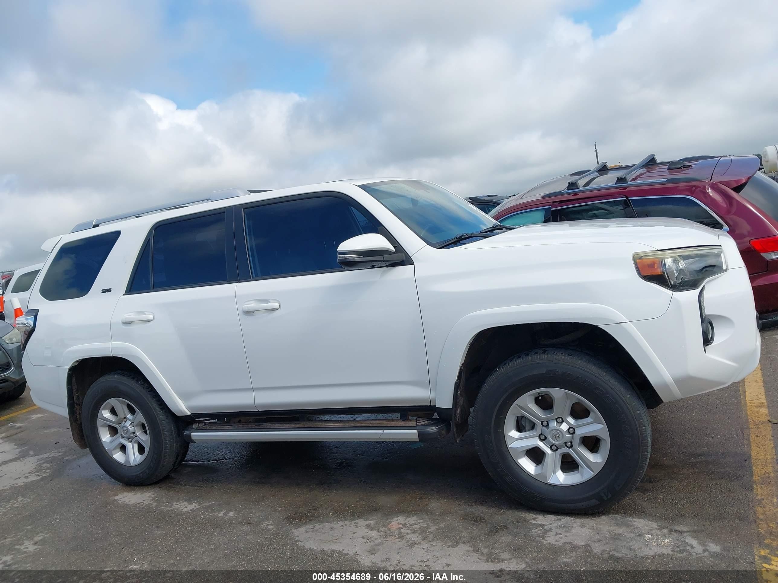 2014 Toyota 4runner Sr5 Premium White vin: JTEZU5JR3E5072497