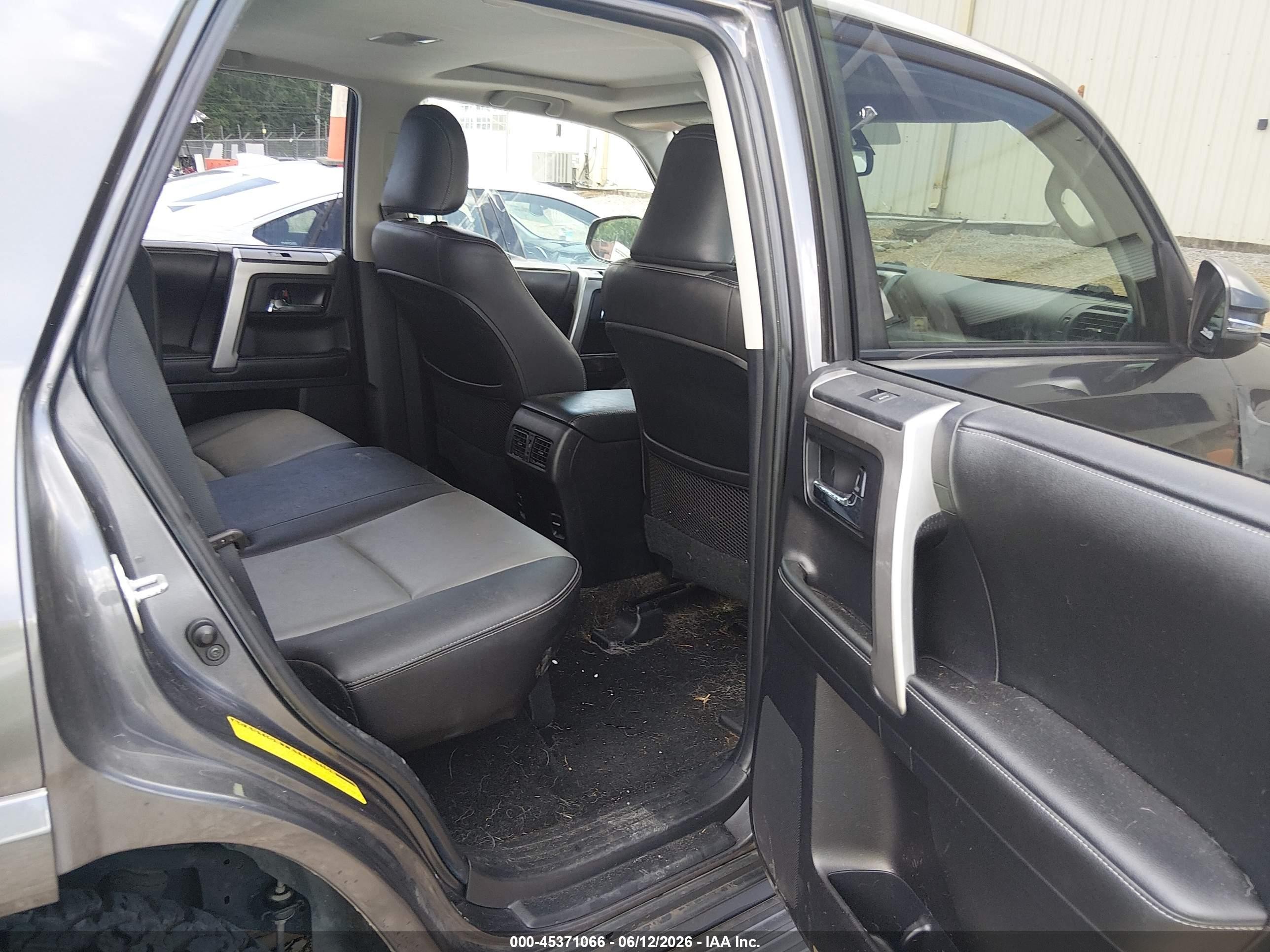 2014 Toyota 4runner Sr5 Premium Gray vin: JTEZU5JR3E5076260
