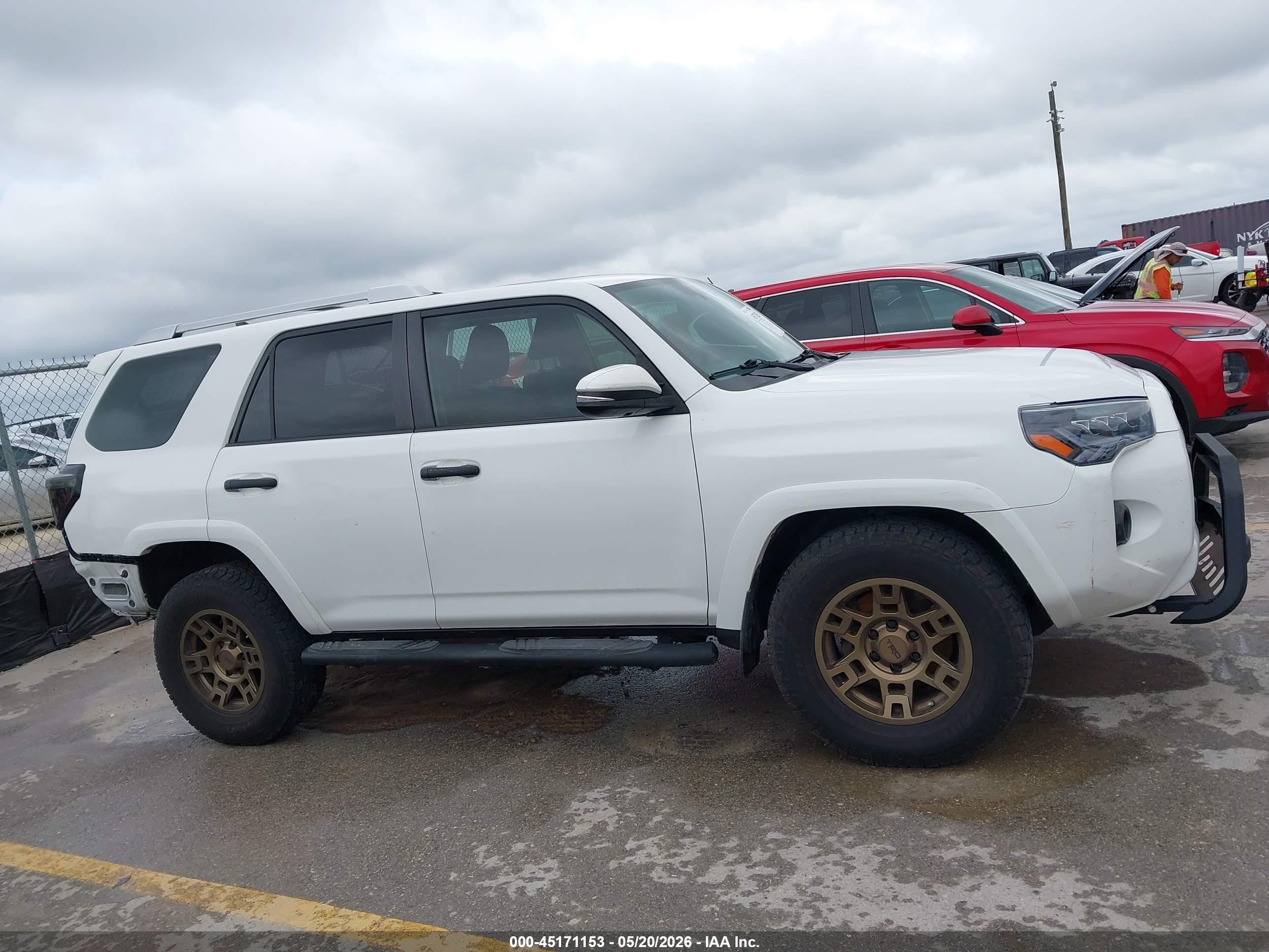 2015 Toyota 4runner Sr5 Premium White vin: JTEZU5JR3F5094226